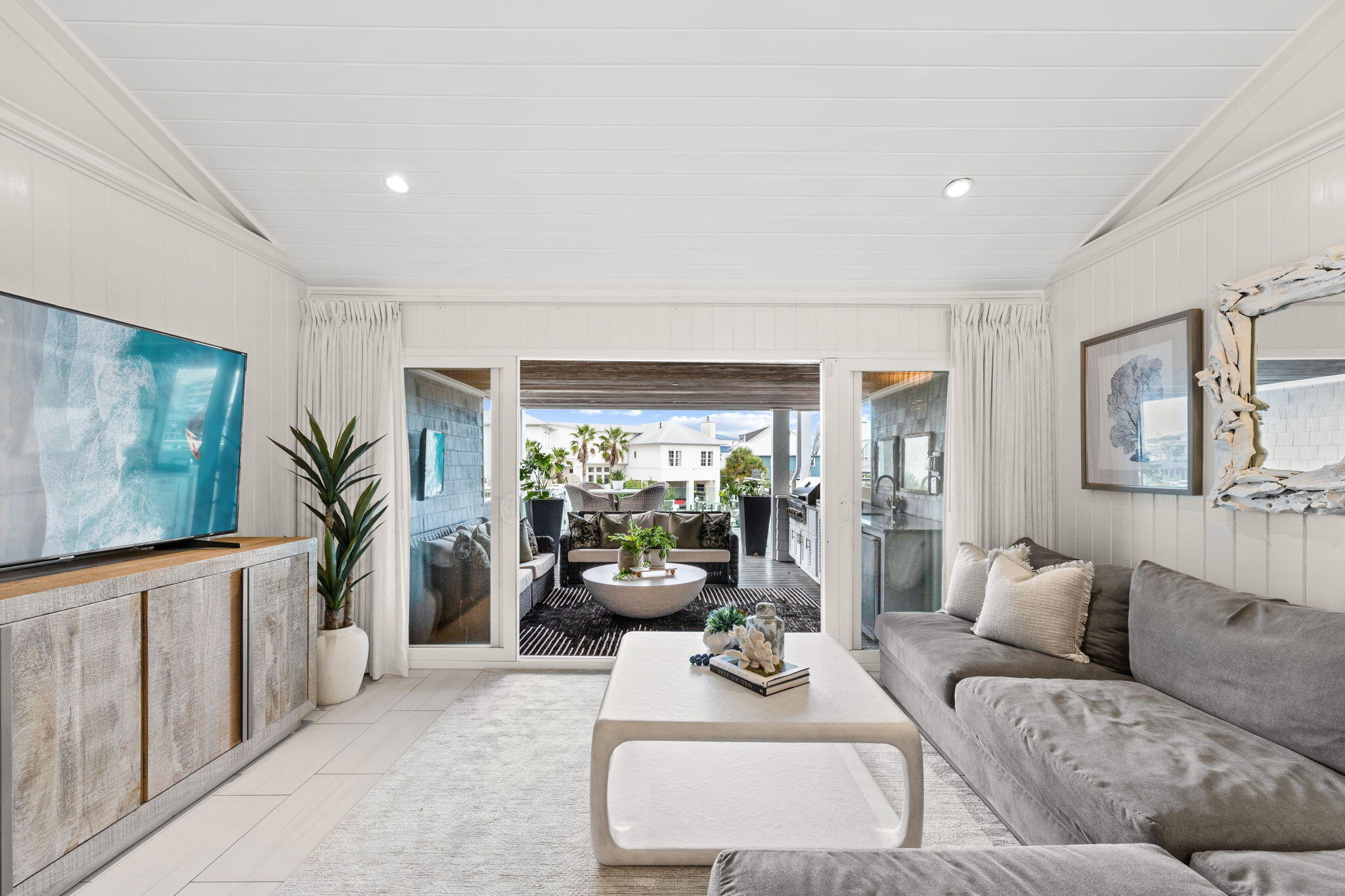 HOLIDAY ISLE - Residential