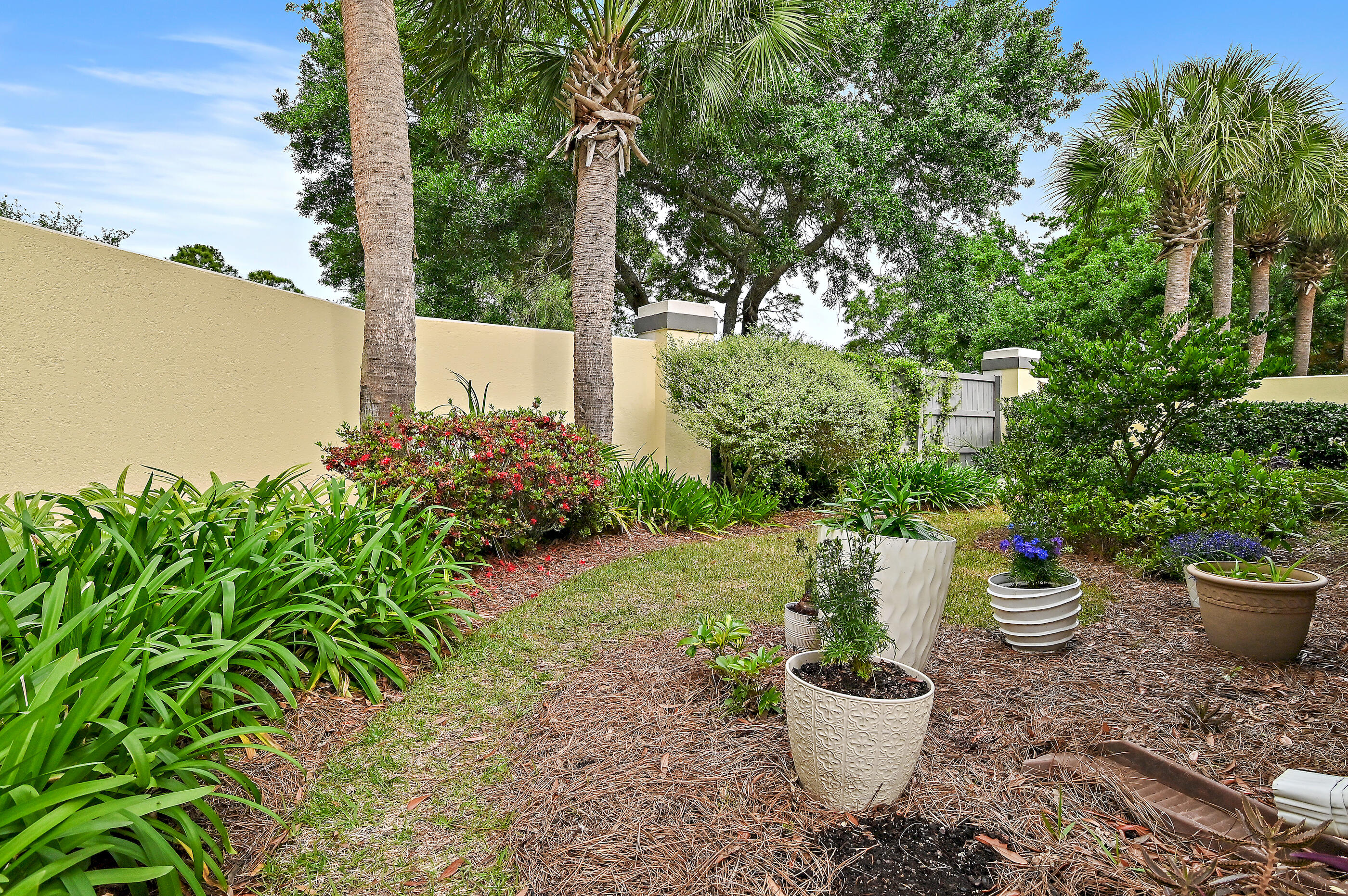 LEGEND CREEK AT SANDESTIN - Residential