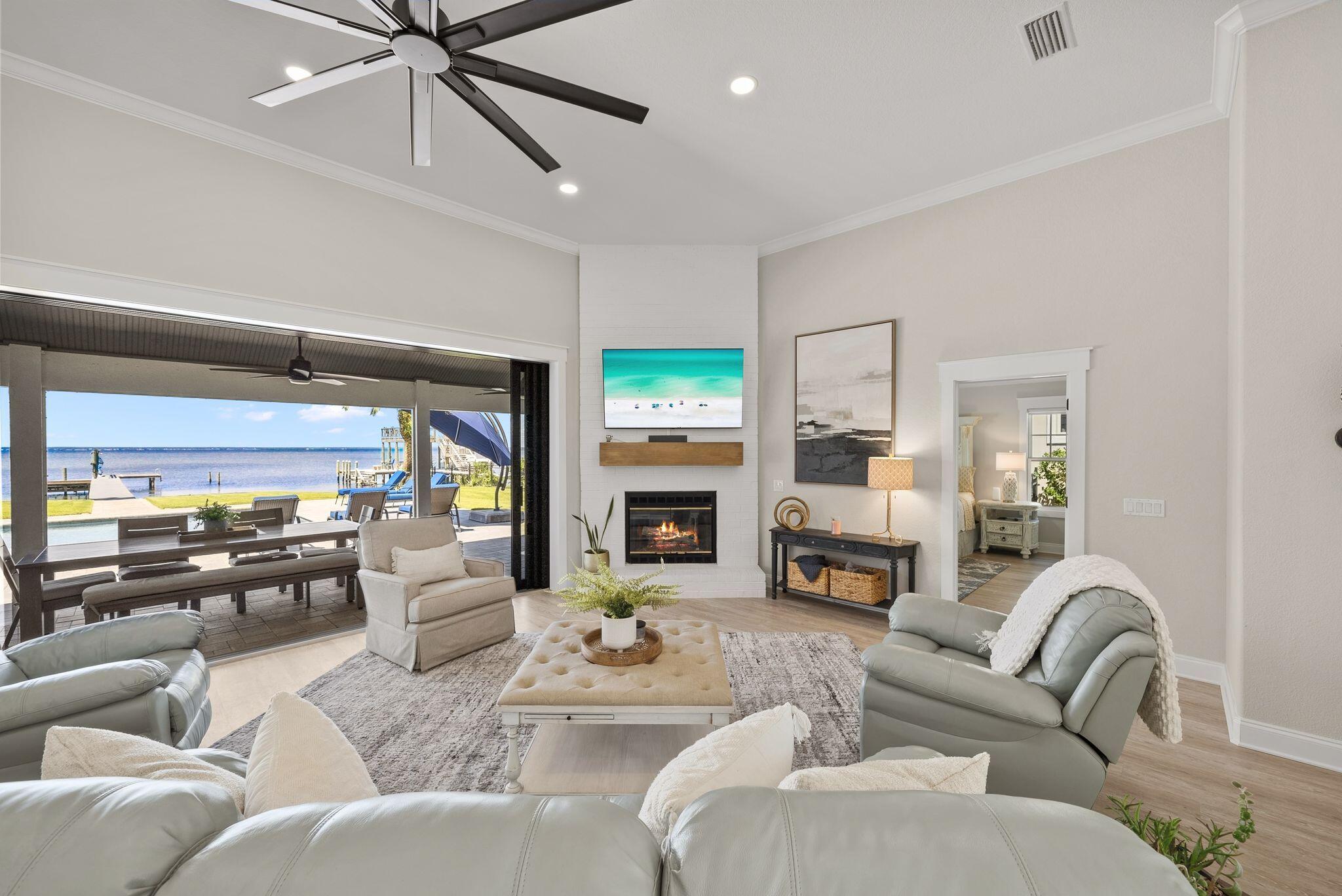 CALLIE SHORES UNREC - Residential
