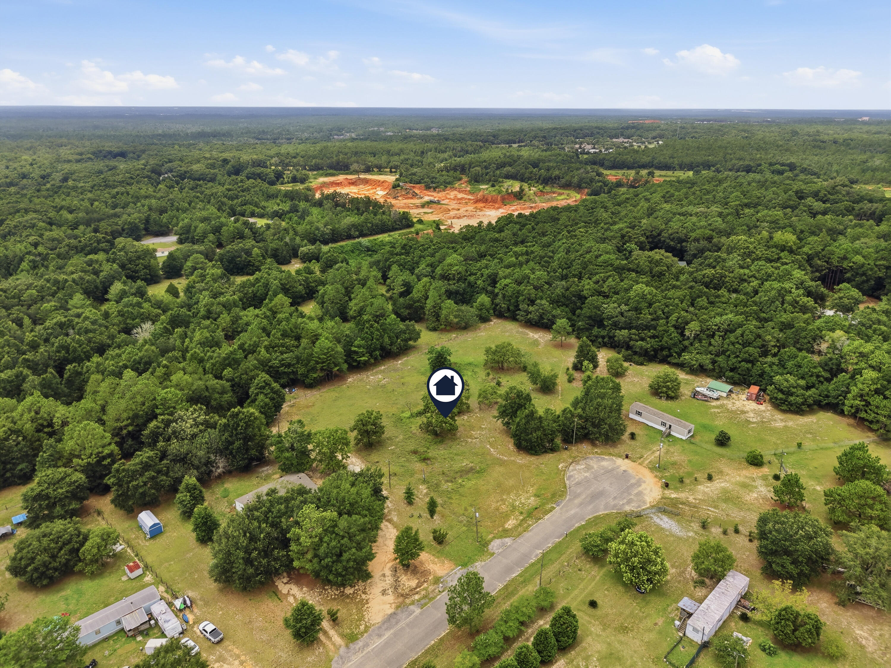 BELLEVILLE FARMS - Land