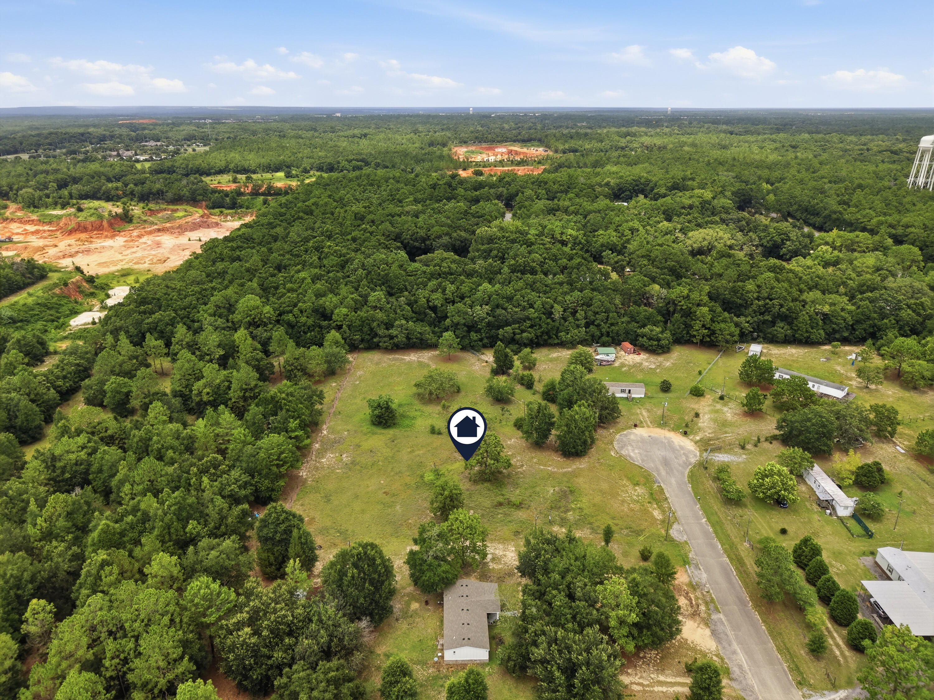 BELLEVILLE FARMS - Land