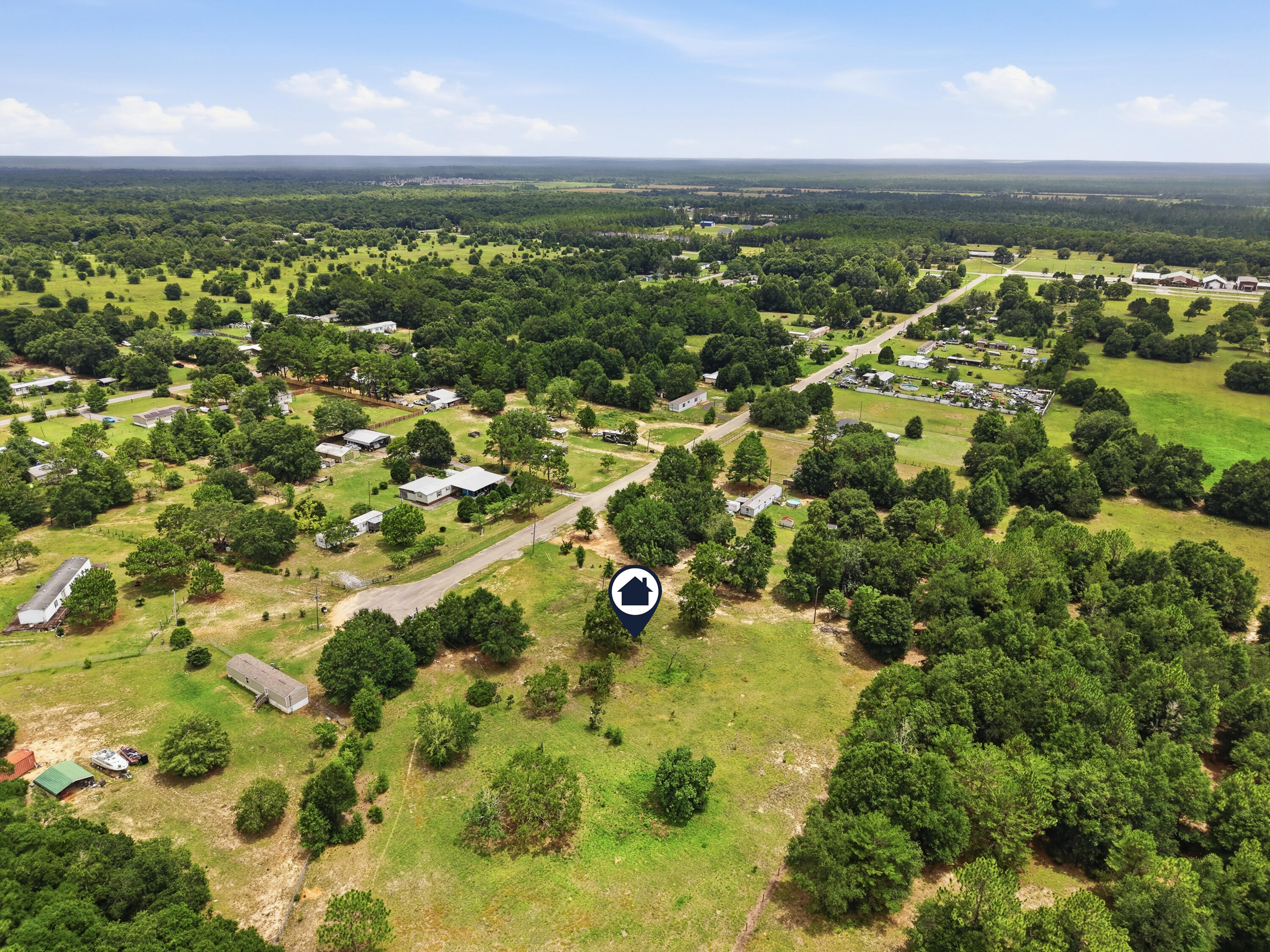 BELLEVILLE FARMS - Land