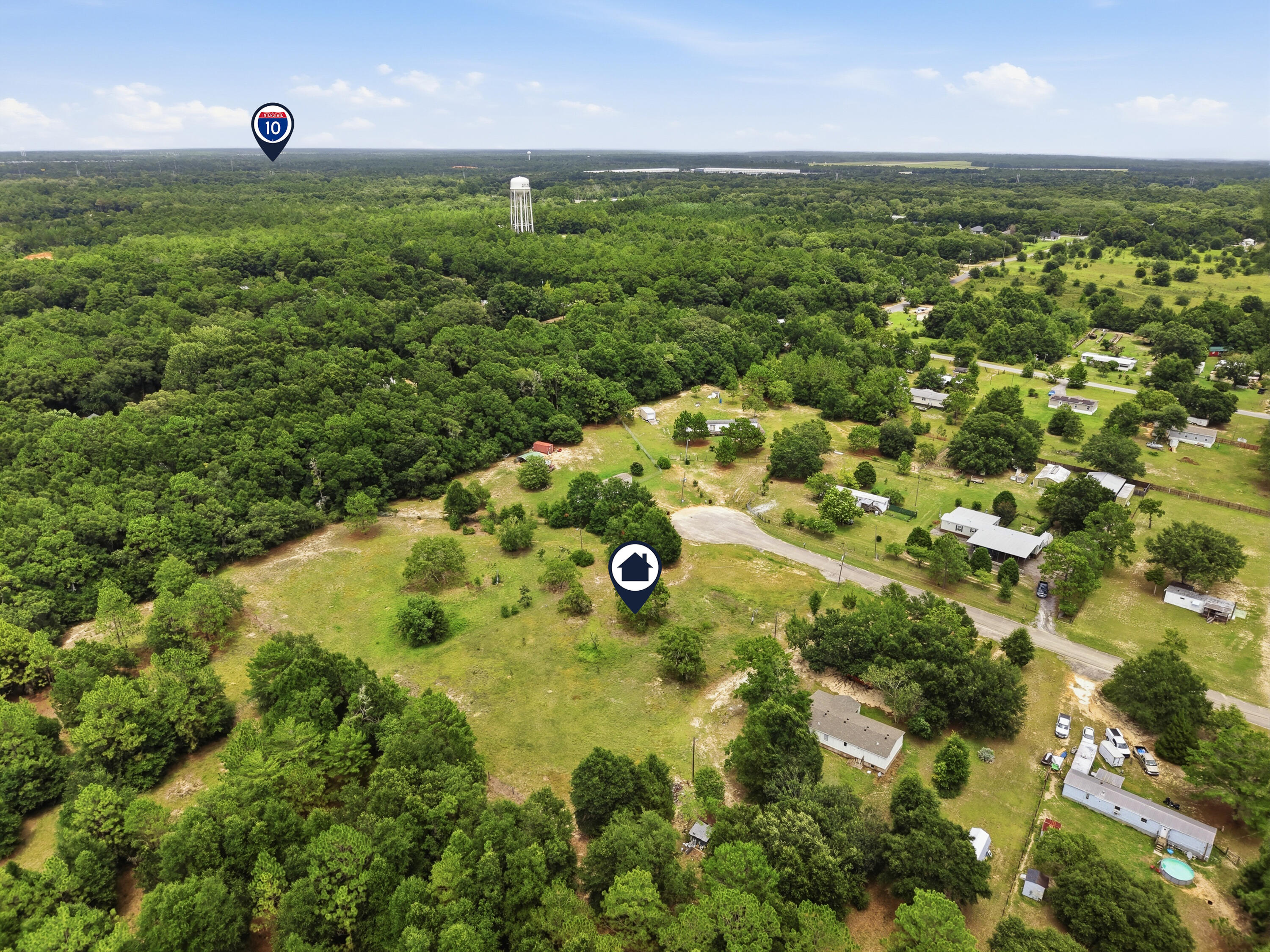 BELLEVILLE FARMS - Land