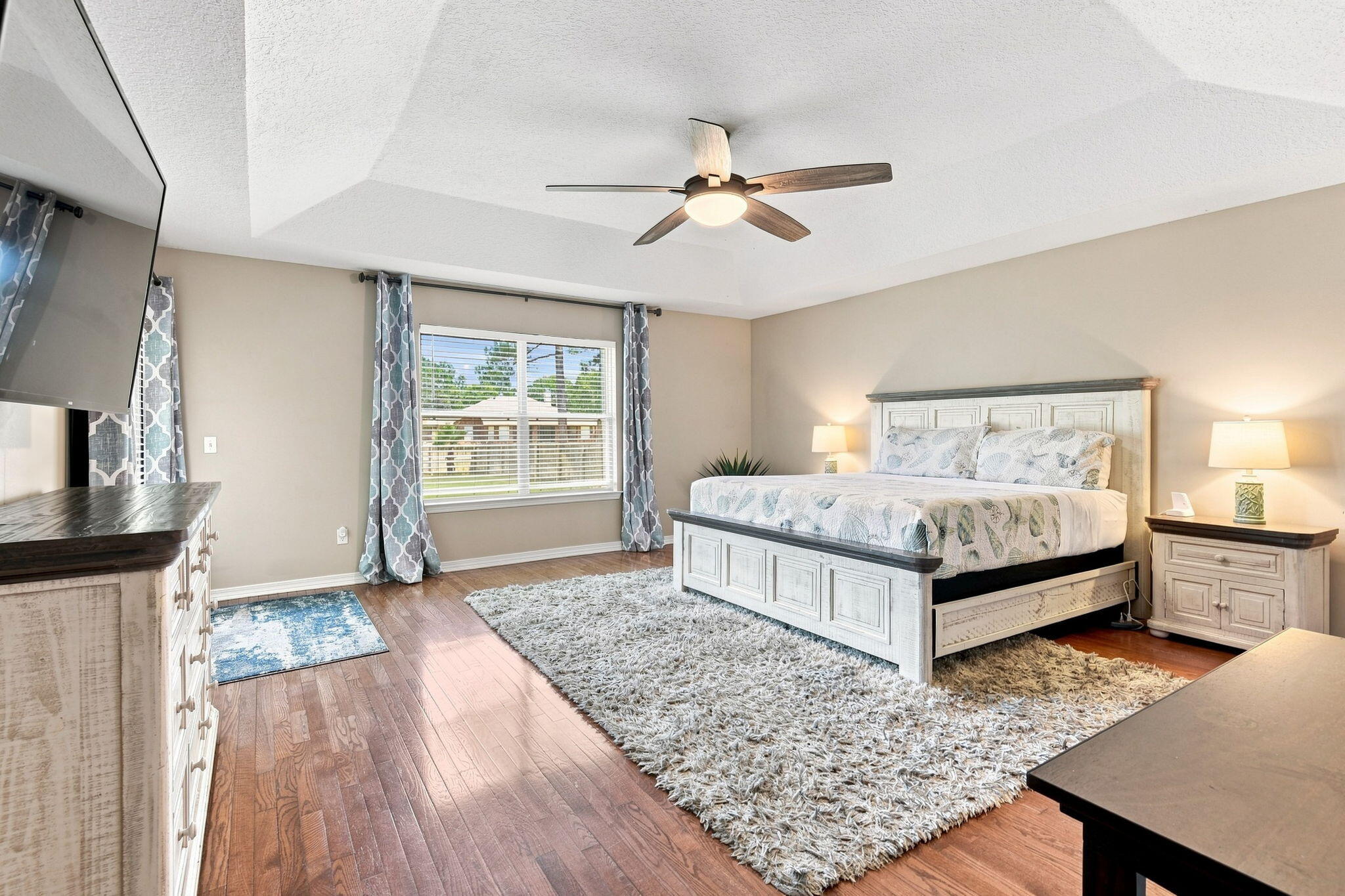 HOLLEY BY THE SEA - Residential