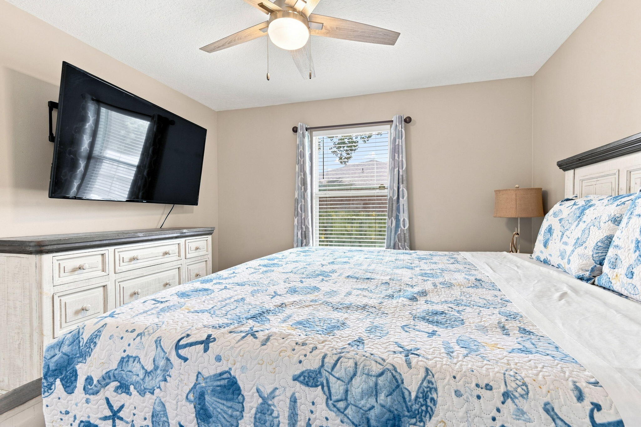 HOLLEY BY THE SEA - Residential
