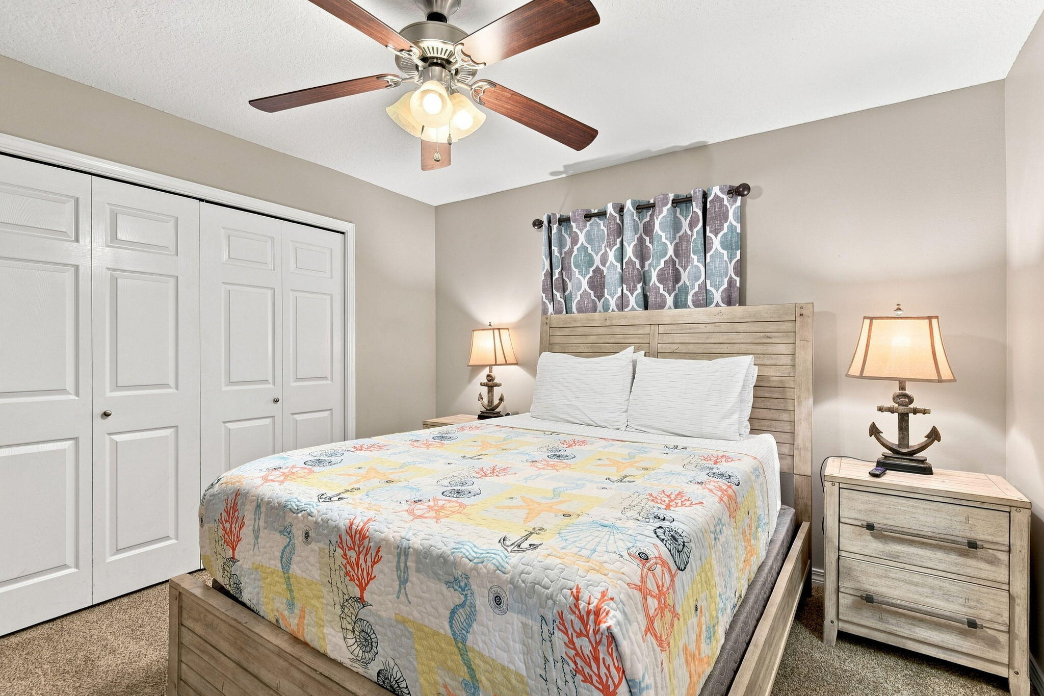 HOLLEY BY THE SEA - Residential