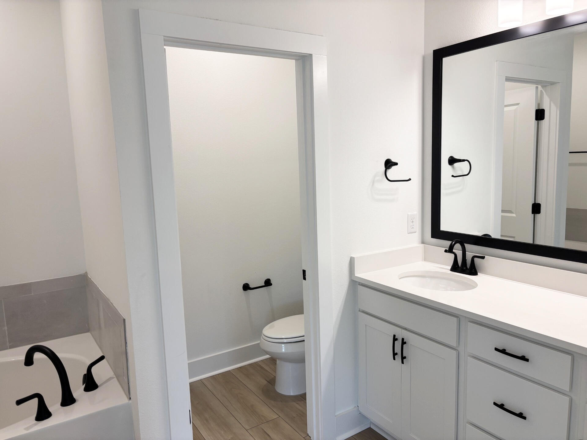 HOUSTON PLACE - Residential