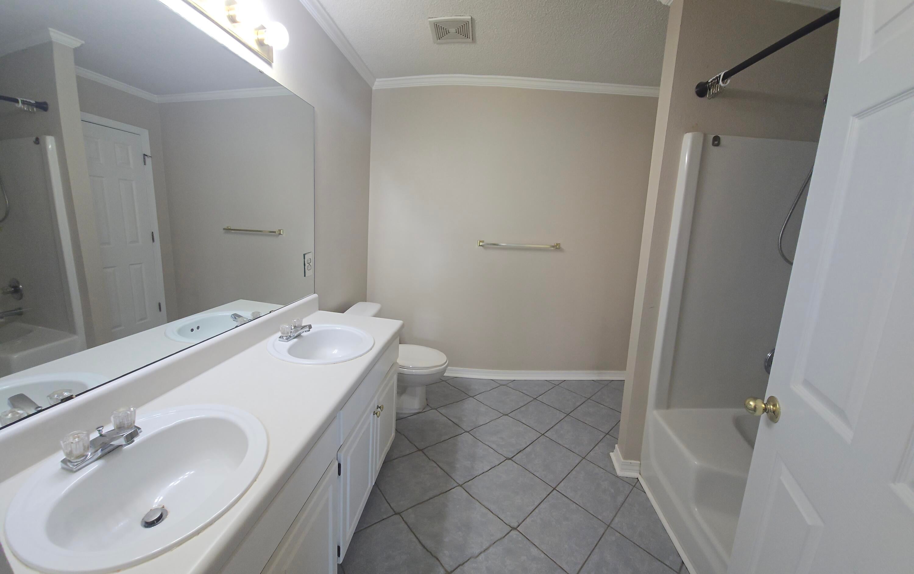 WATERFORD ESTATES S/D - Residential Lease