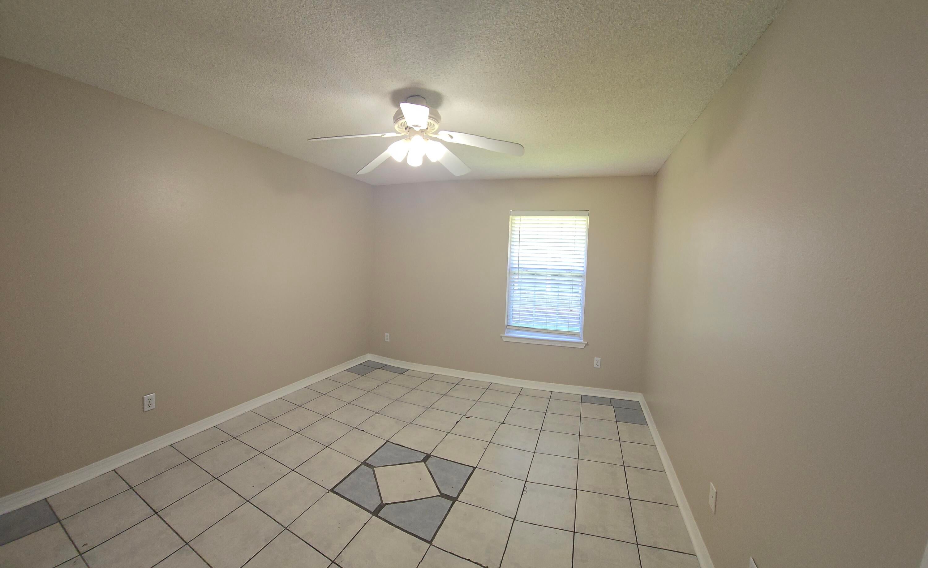 WATERFORD ESTATES S/D - Residential Lease