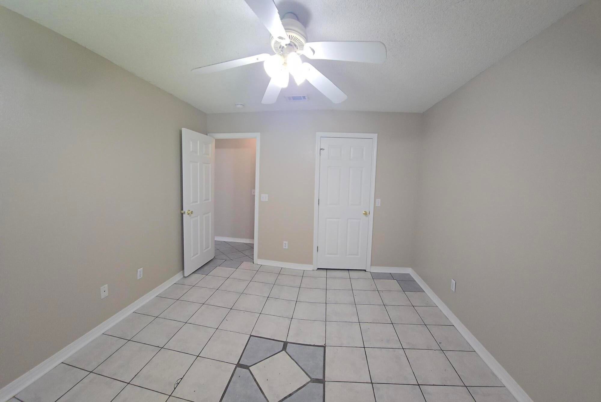 WATERFORD ESTATES S/D - Residential Lease