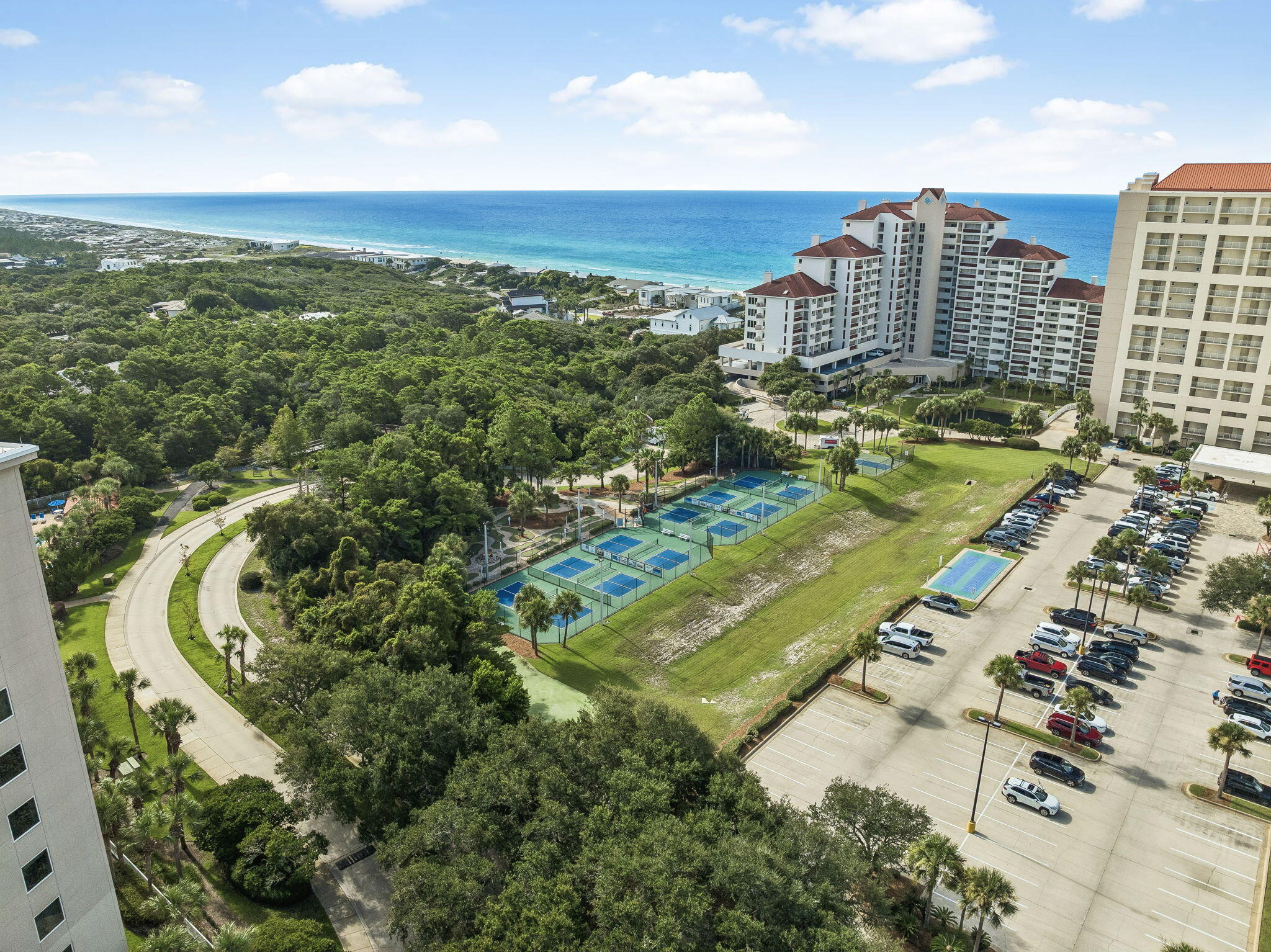 SUMMIT AT TOPS'L (THE) - Residential