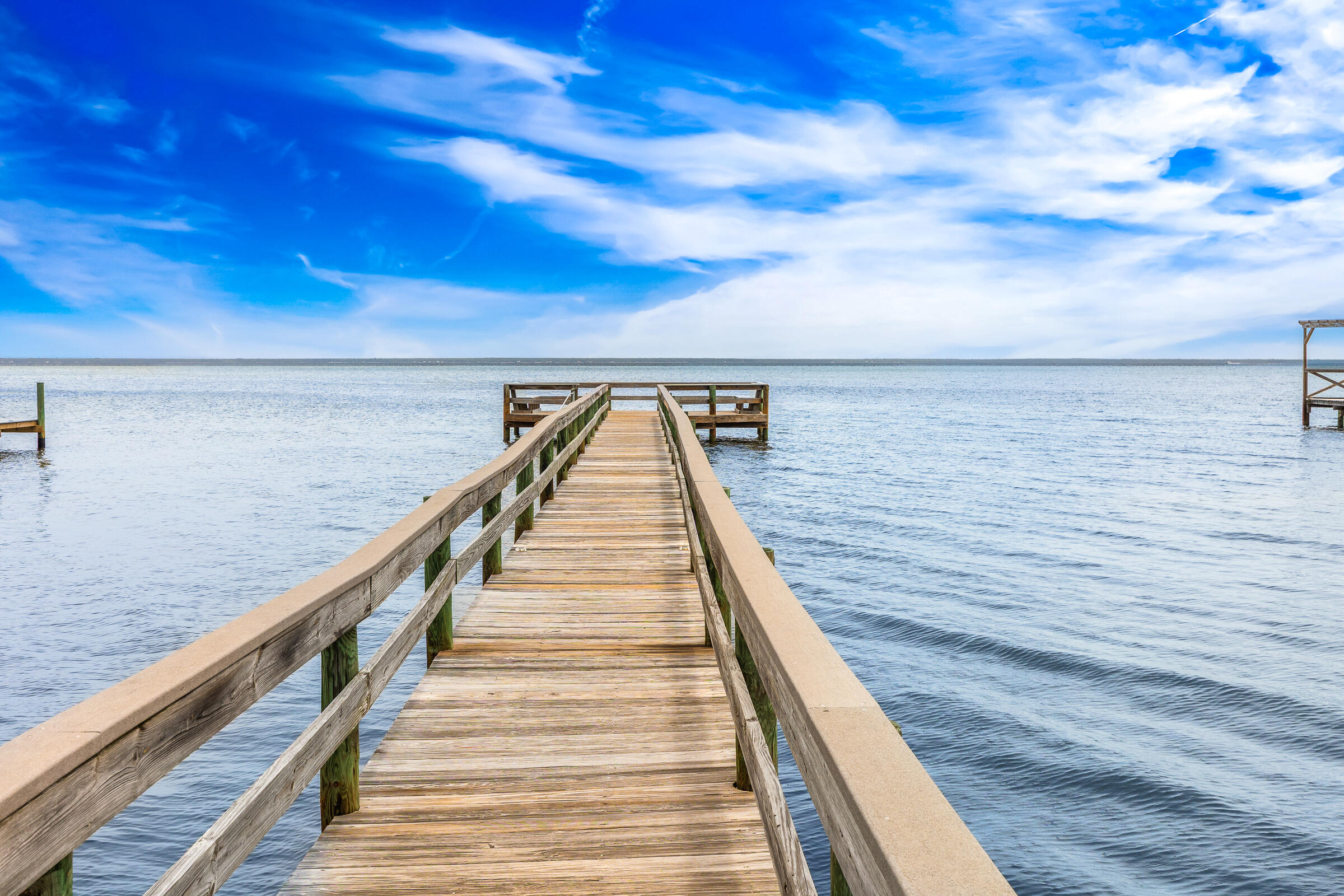 BAYSIDE - Residential