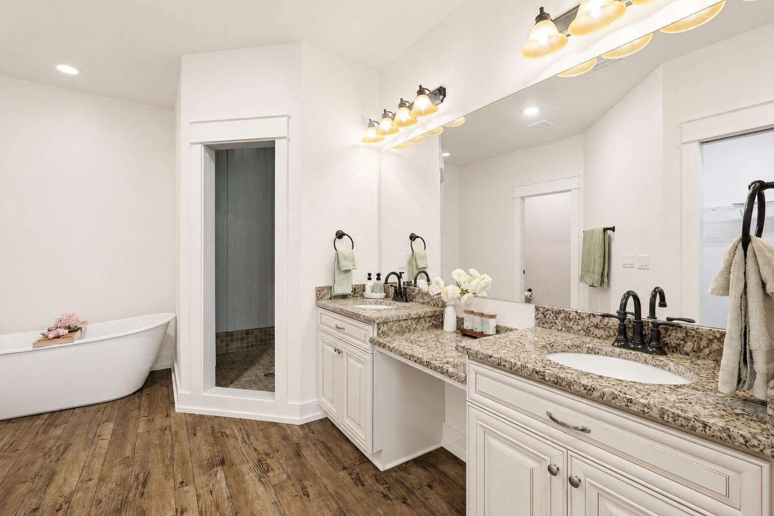 LAKE ARTHUR EST PH I - Residential
