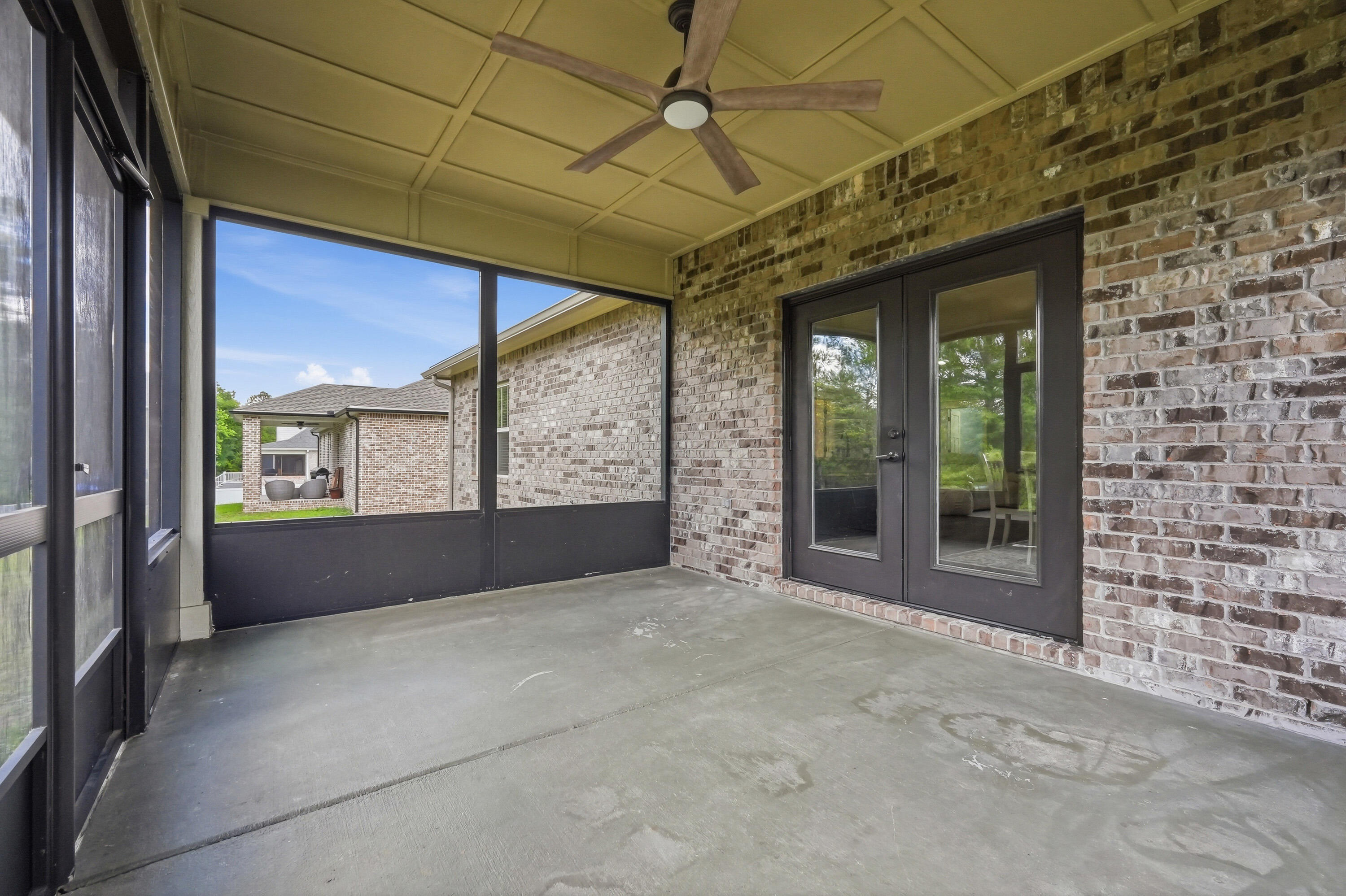 LAKE ARTHUR EST PH I - Residential