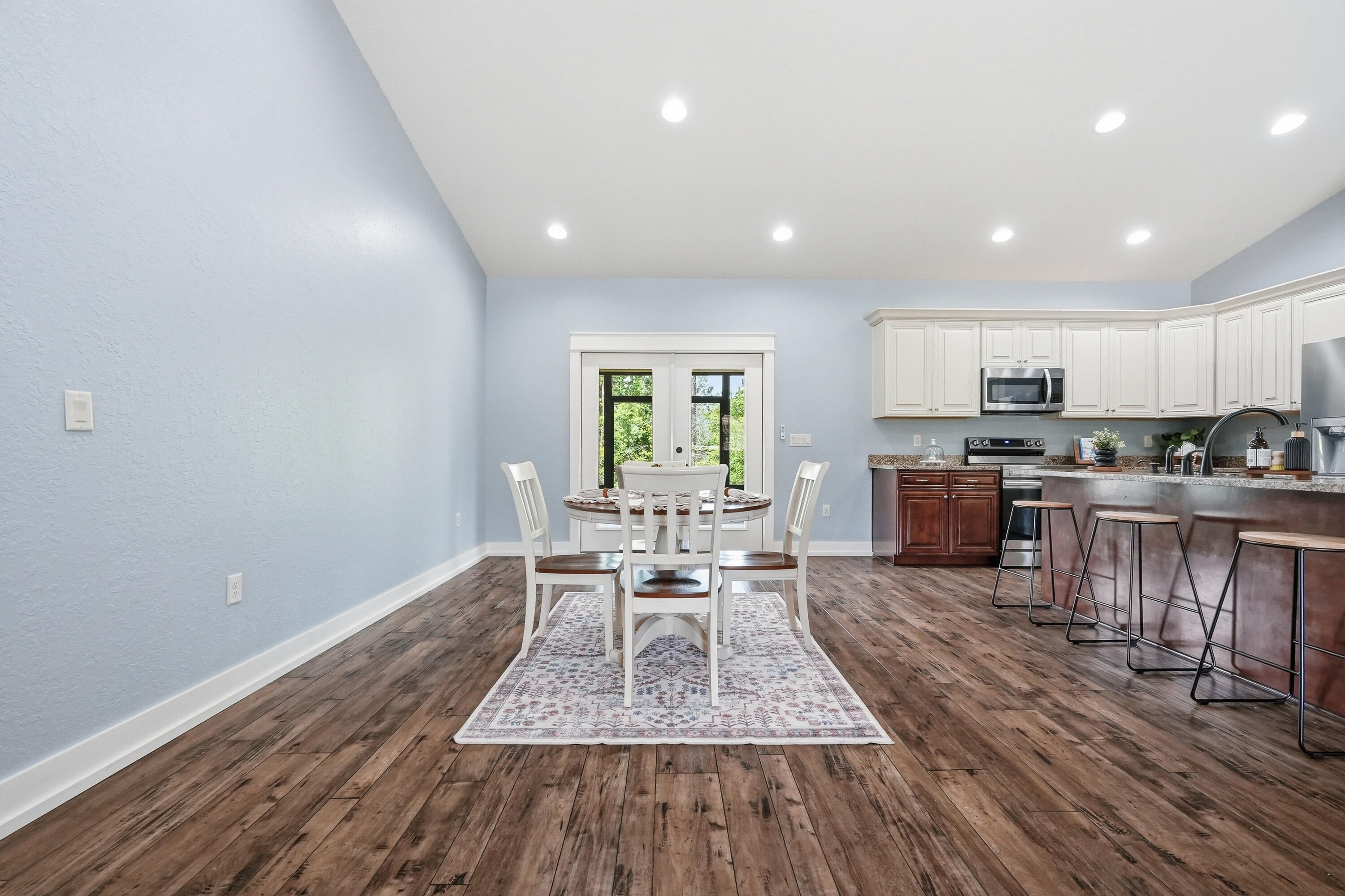 LAKE ARTHUR EST PH I - Residential