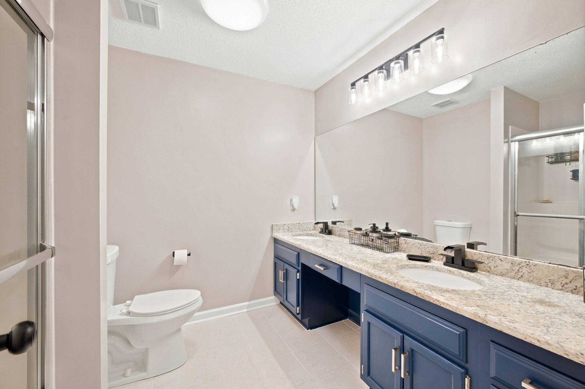 SANTANDER 1ST - Residential