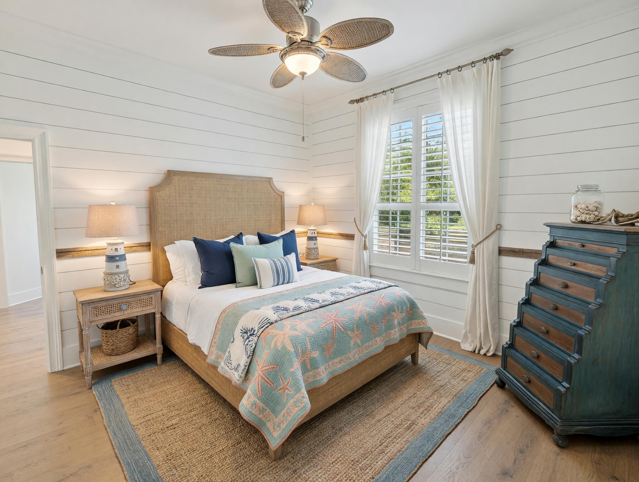 BURNT PINE - Residential
