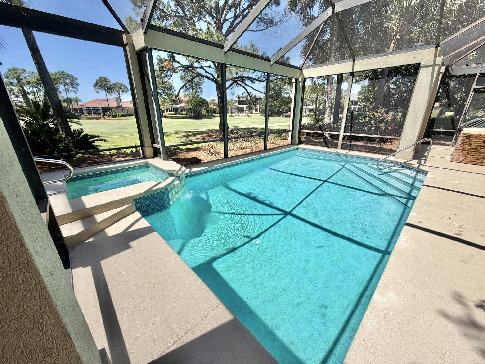 BURNT PINE - Residential