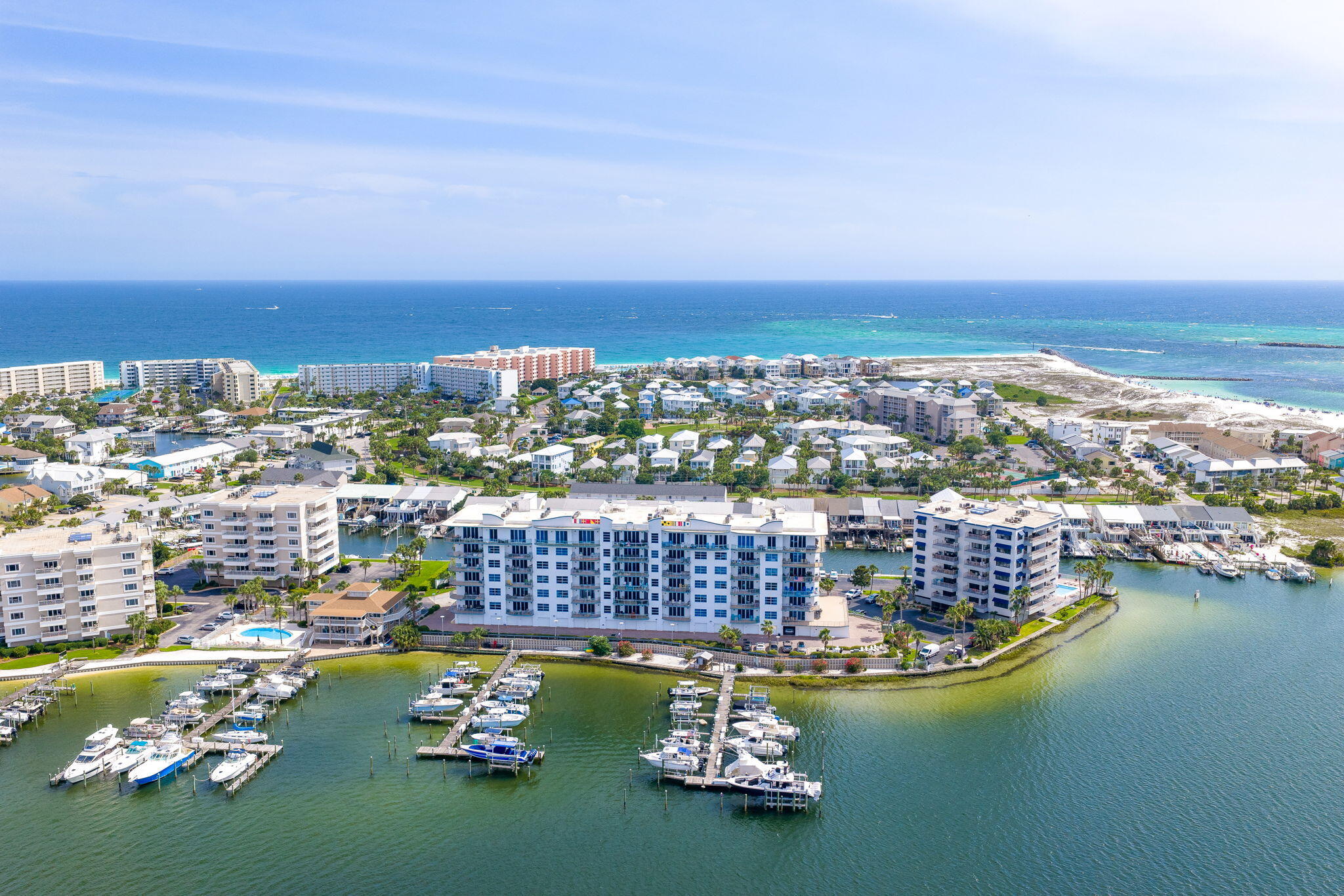 HARBOR LIGHTS - Residential