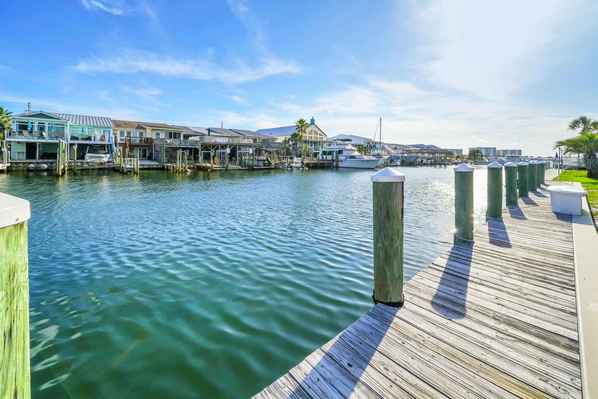 HARBOR LIGHTS - Residential