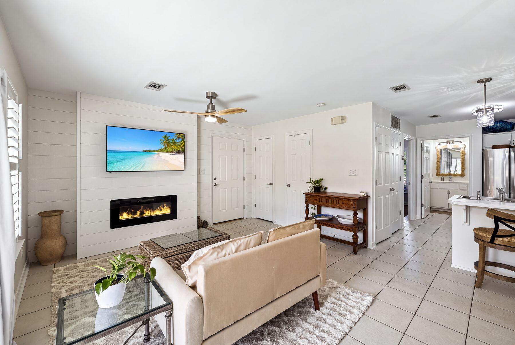 ROLLIN TIDE VILLAS - Residential