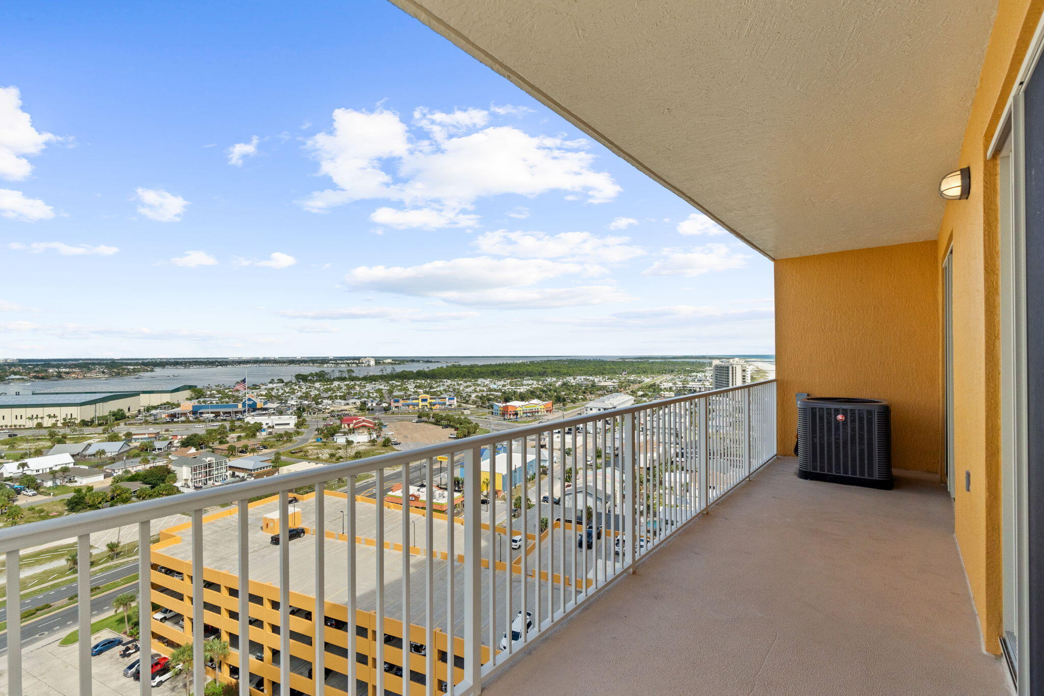 TREASURE ISLAND - Residential