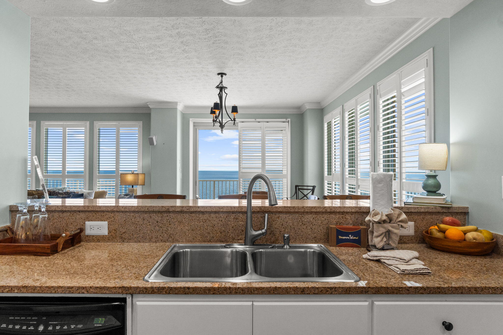 TREASURE ISLAND - Residential