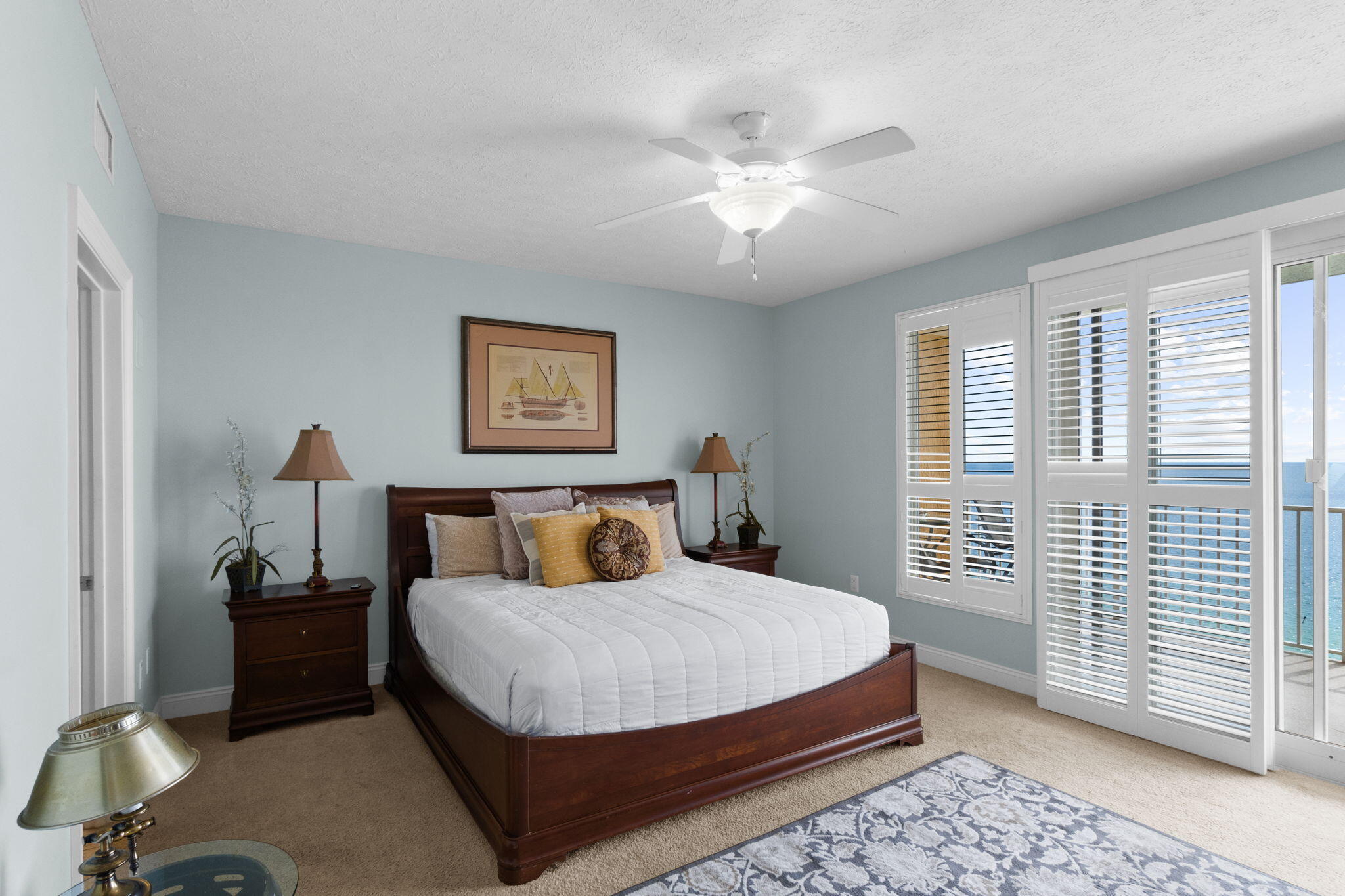 TREASURE ISLAND - Residential