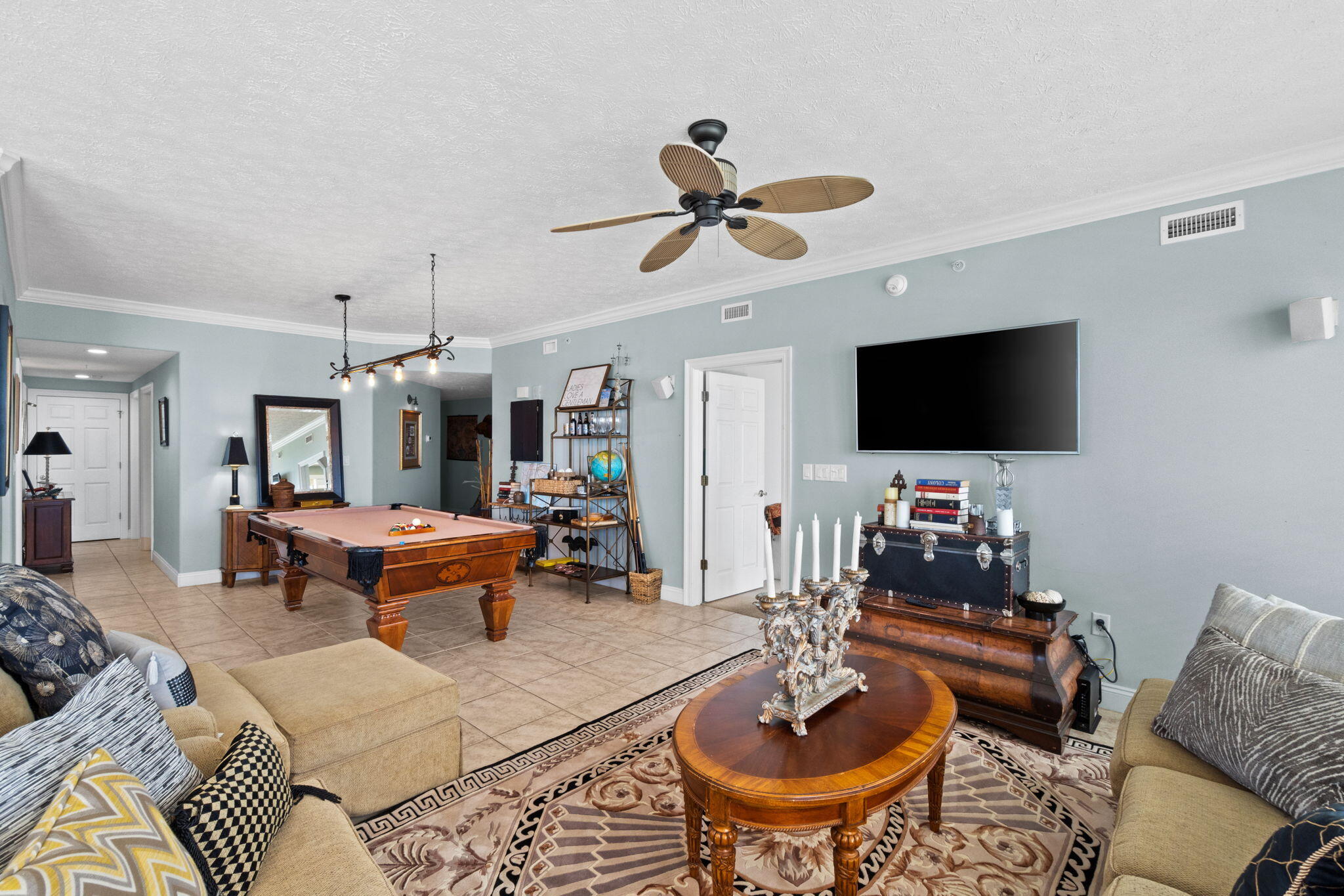 TREASURE ISLAND - Residential