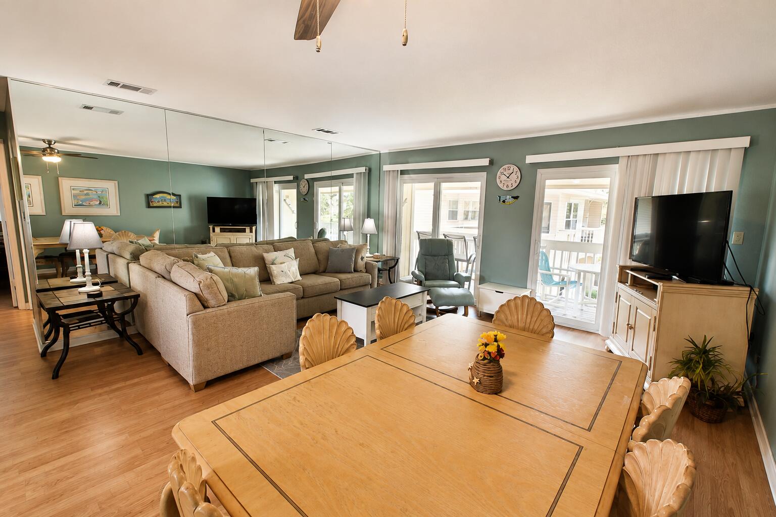 SANDPIPER COVE XX - Residential