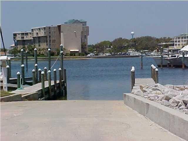 SANDPIPER COVE XX - Residential
