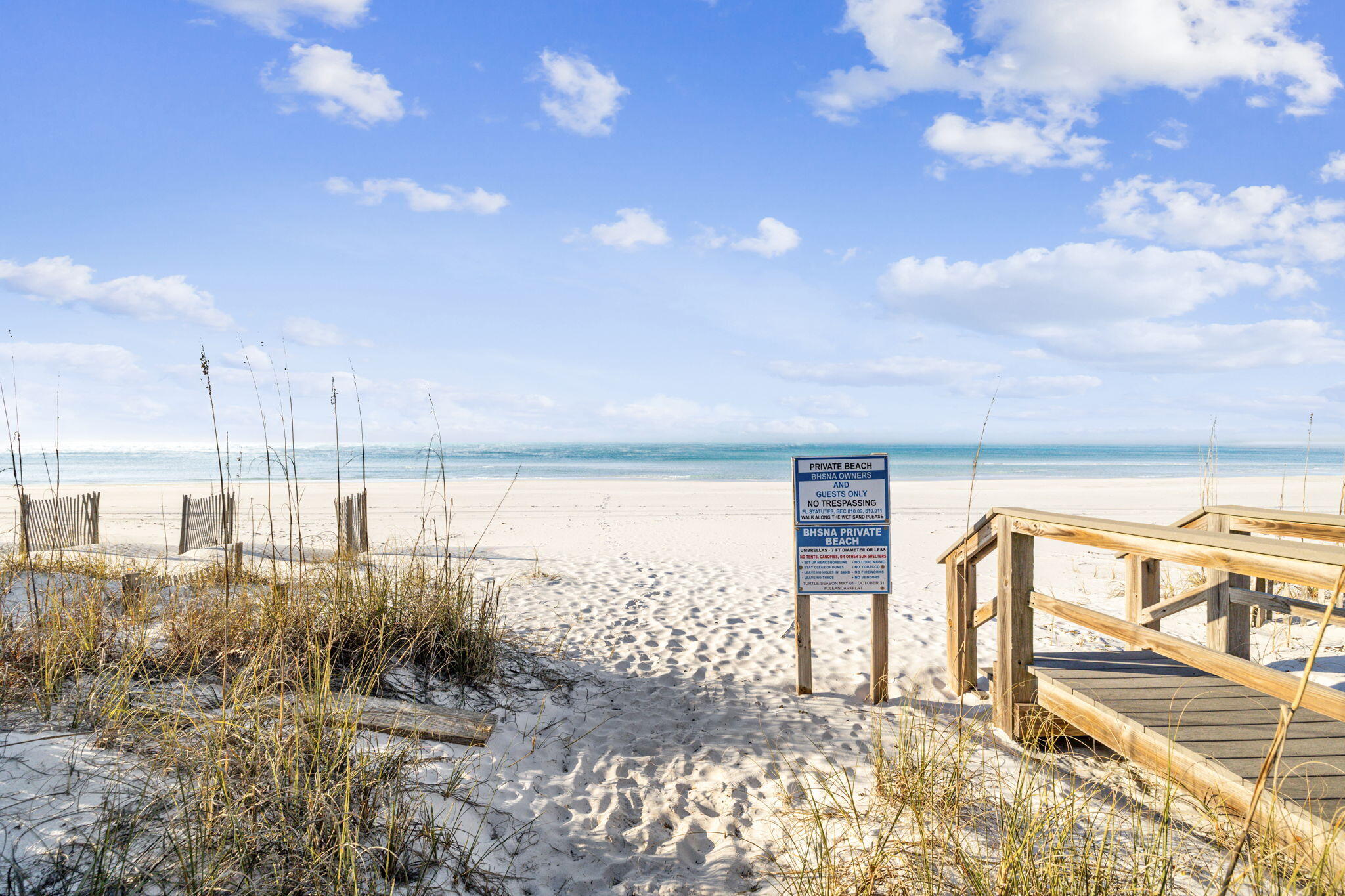 BEACH HIGHLAND - Land