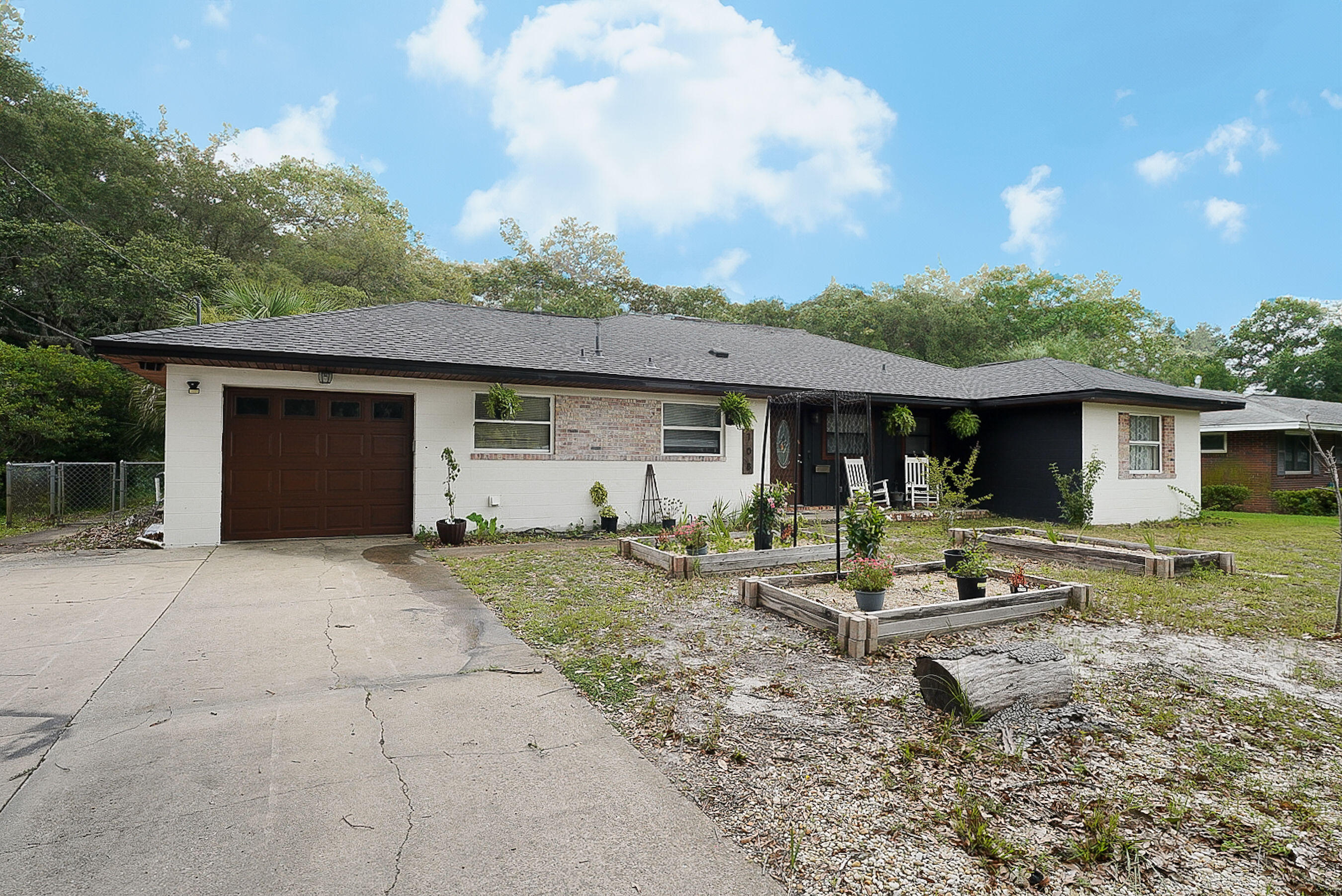 GREAT LOCATION & MOVE IN READY! This highly desirable golf cart community is only minutes to the beach, less than 1 mile to downtown FWB/The Landing, 7 miles to Eglin and Hurlburt AFB, this 3 bed 2 bath home is a must see! The fenced back yard is a Florida paradise!! You have to see the enclosed Florida room, 12 x 12 covered tiki hut/entertaining area, salt chlorinated pool with variable speed pump, newer liner and pool cleaner! The back yard also provides its own gated access to Villa Russ park! The property comes with a one-year termite bond (good through June 2020) and all appliances. Extra storage in the garage and decked attic space for standing. VA assumable available for VA buyers please. READ AGENT REMARKS
