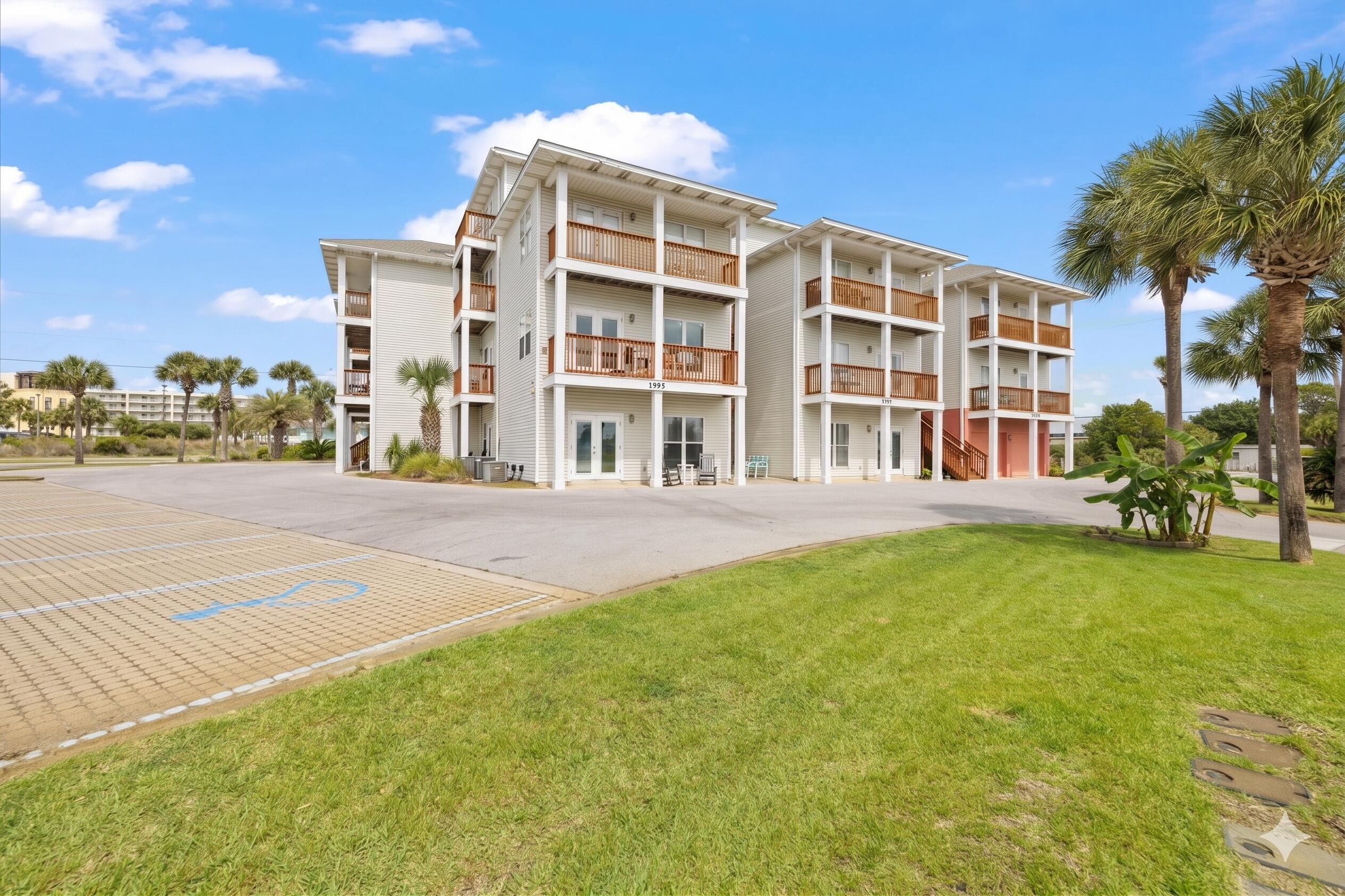SUNSET COTTAGES CONDO - Residential