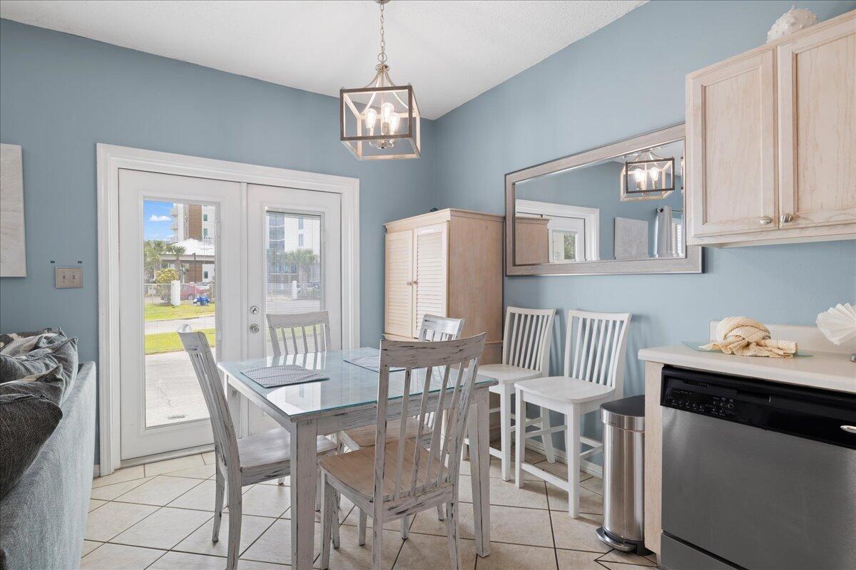 SUNSET COTTAGES CONDO - Residential