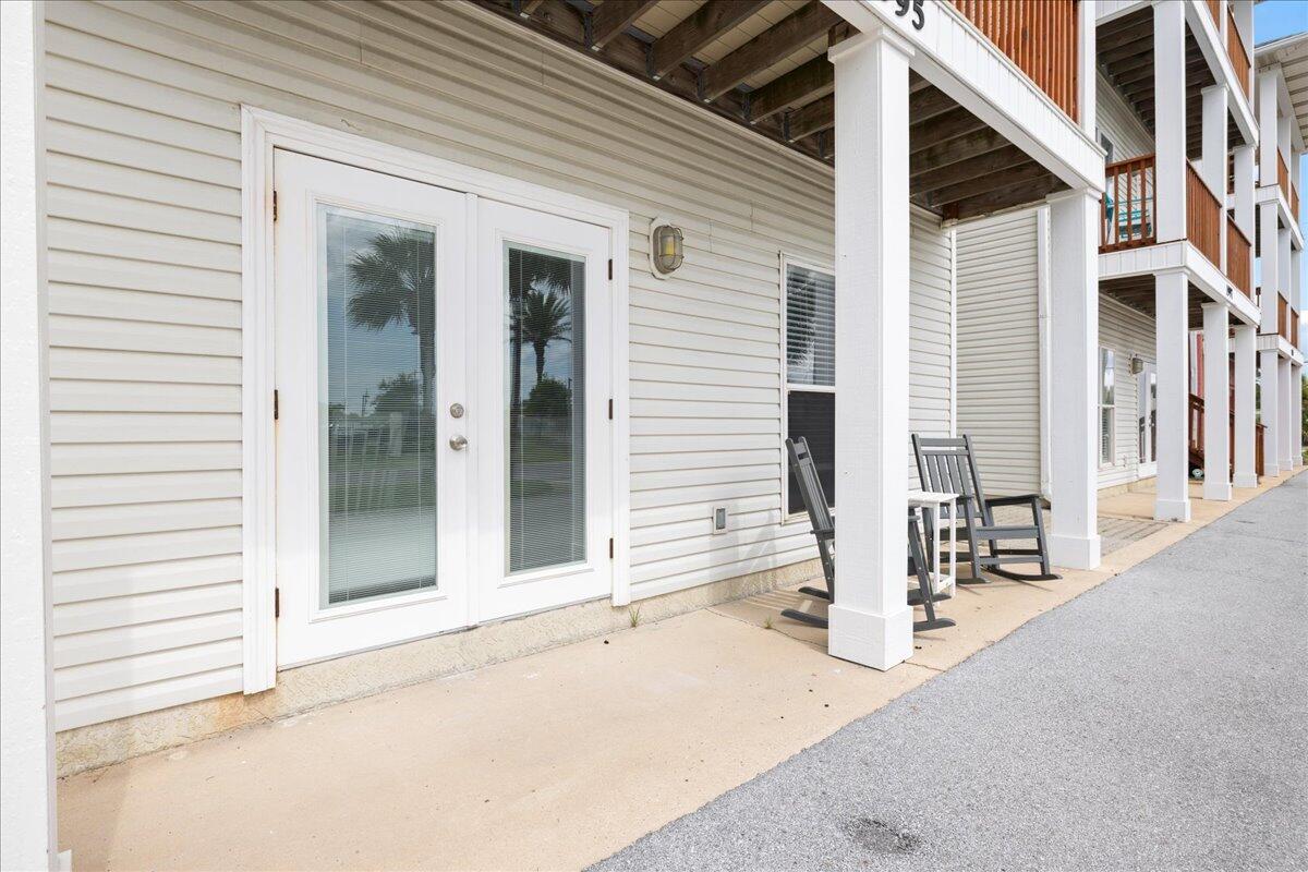 SUNSET COTTAGES CONDO - Residential