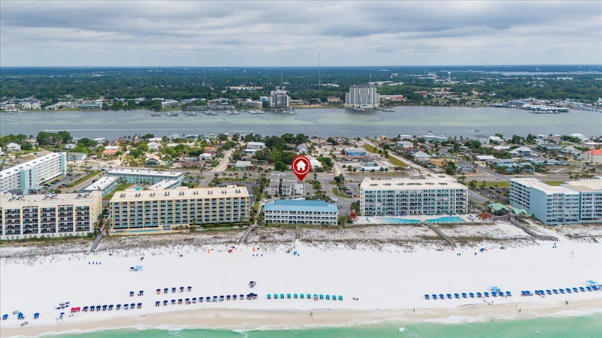 SUNSET COTTAGES CONDO - Residential