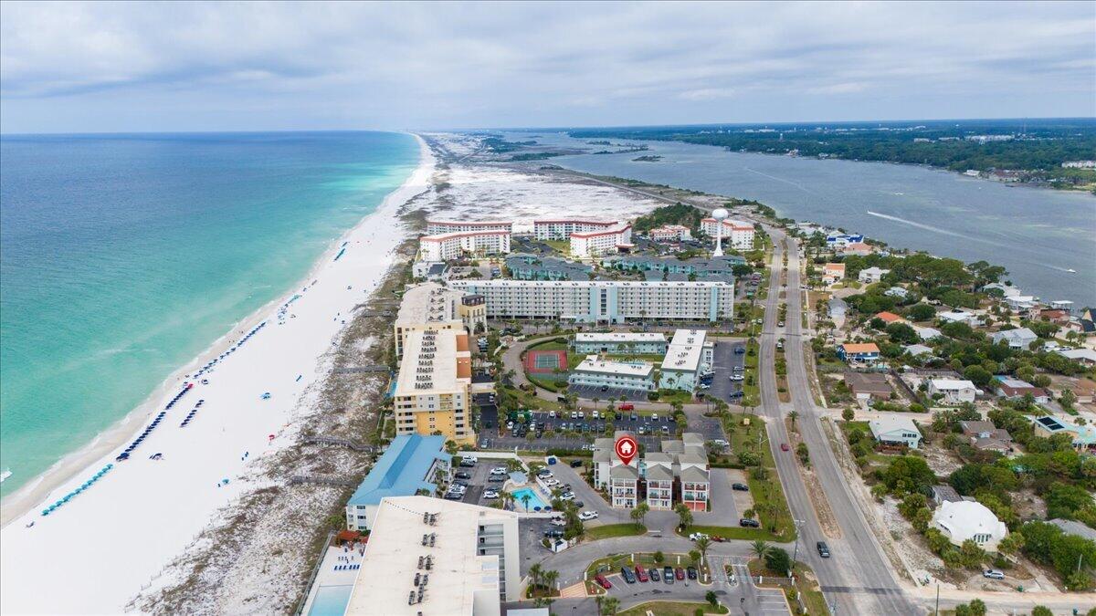 SUNSET COTTAGES CONDO - Residential