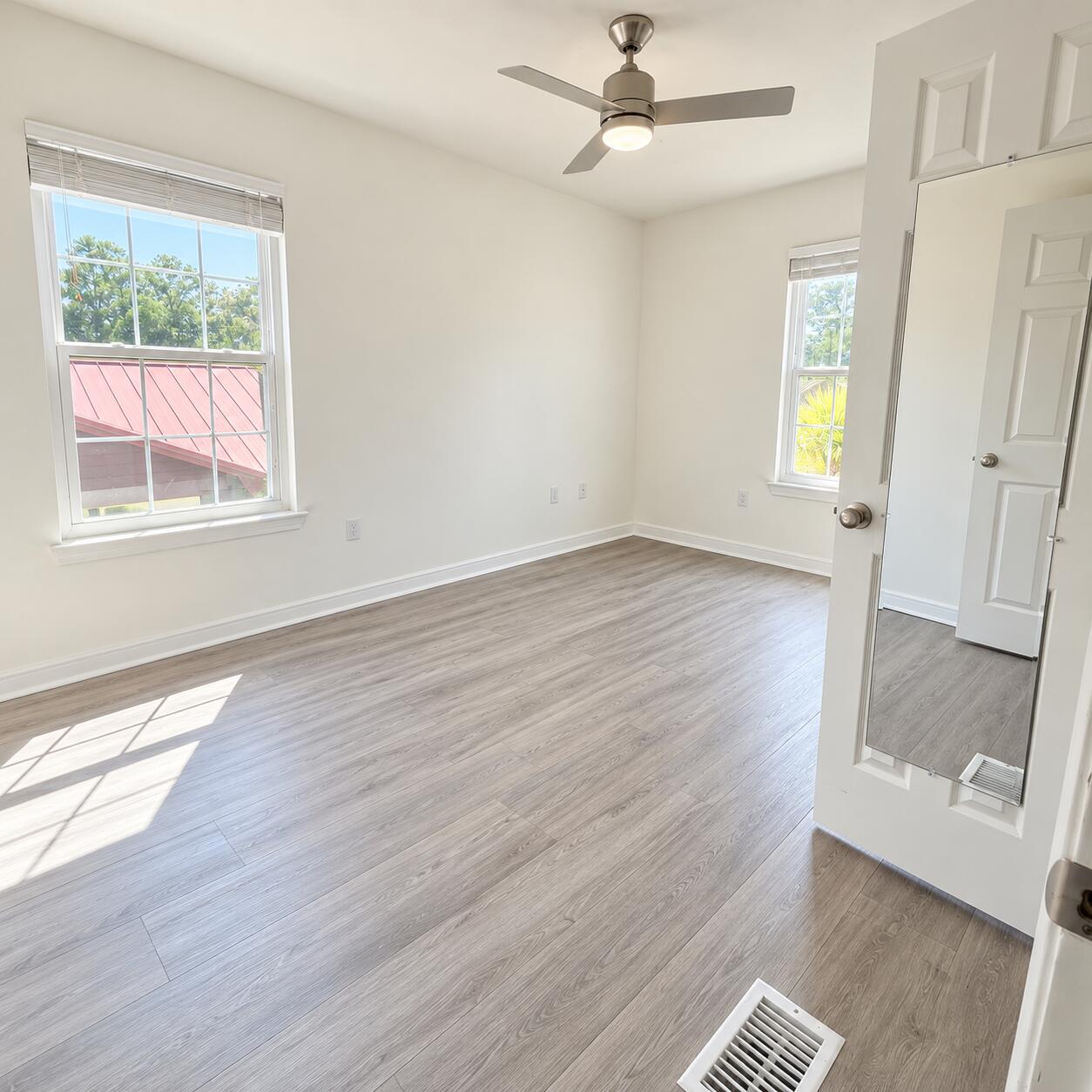 CREEKSIDE PH IV LOT 60 BLK C - Residential