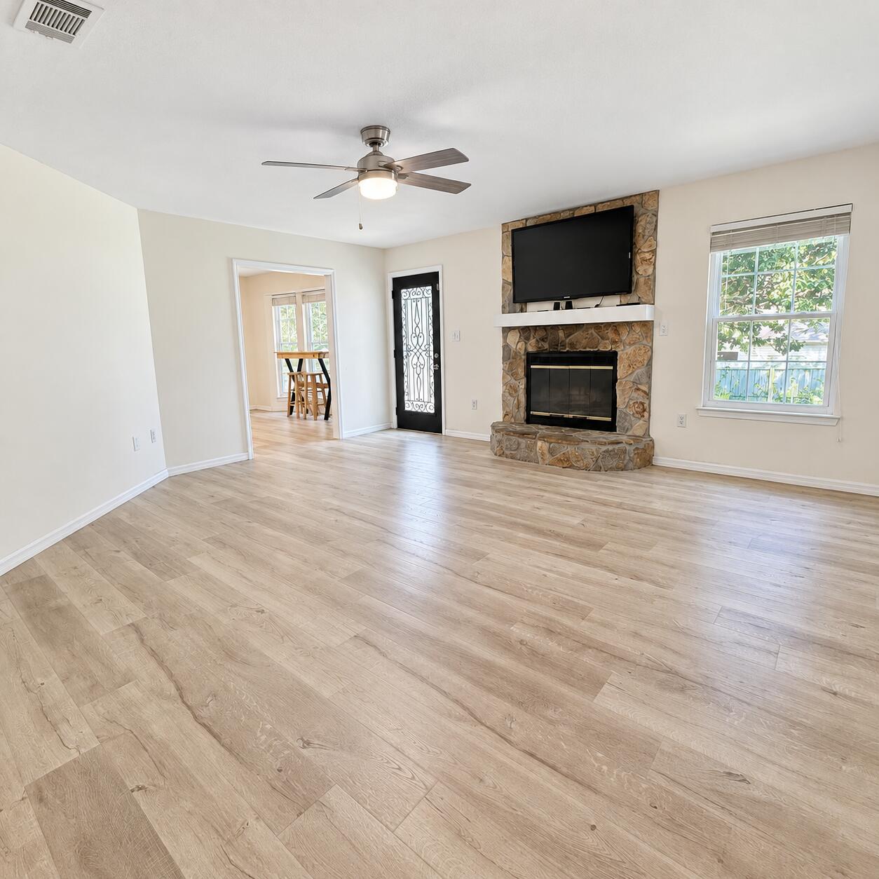 CREEKSIDE PH IV LOT 60 BLK C - Residential
