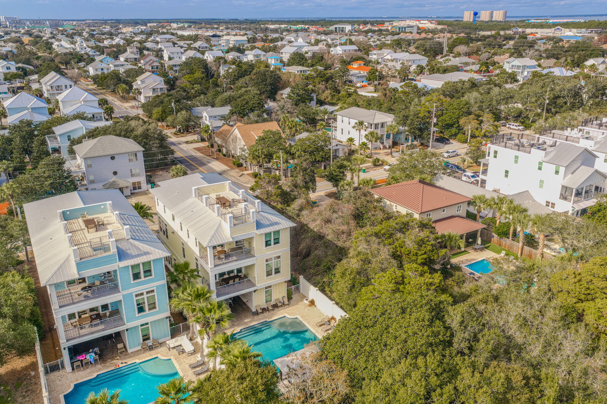 CRYSTAL BEACH - Residential
