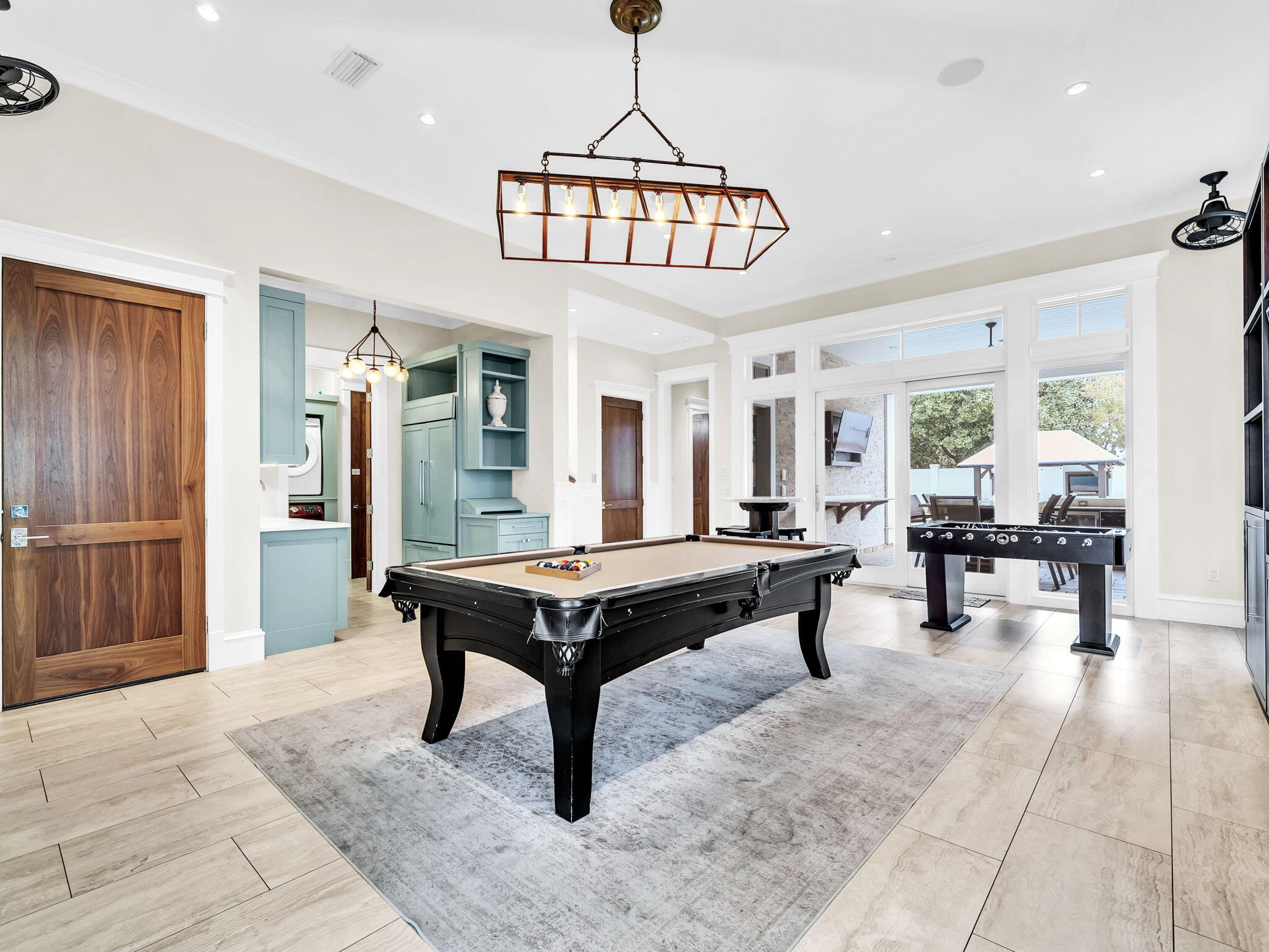 CRYSTAL BEACH - Residential
