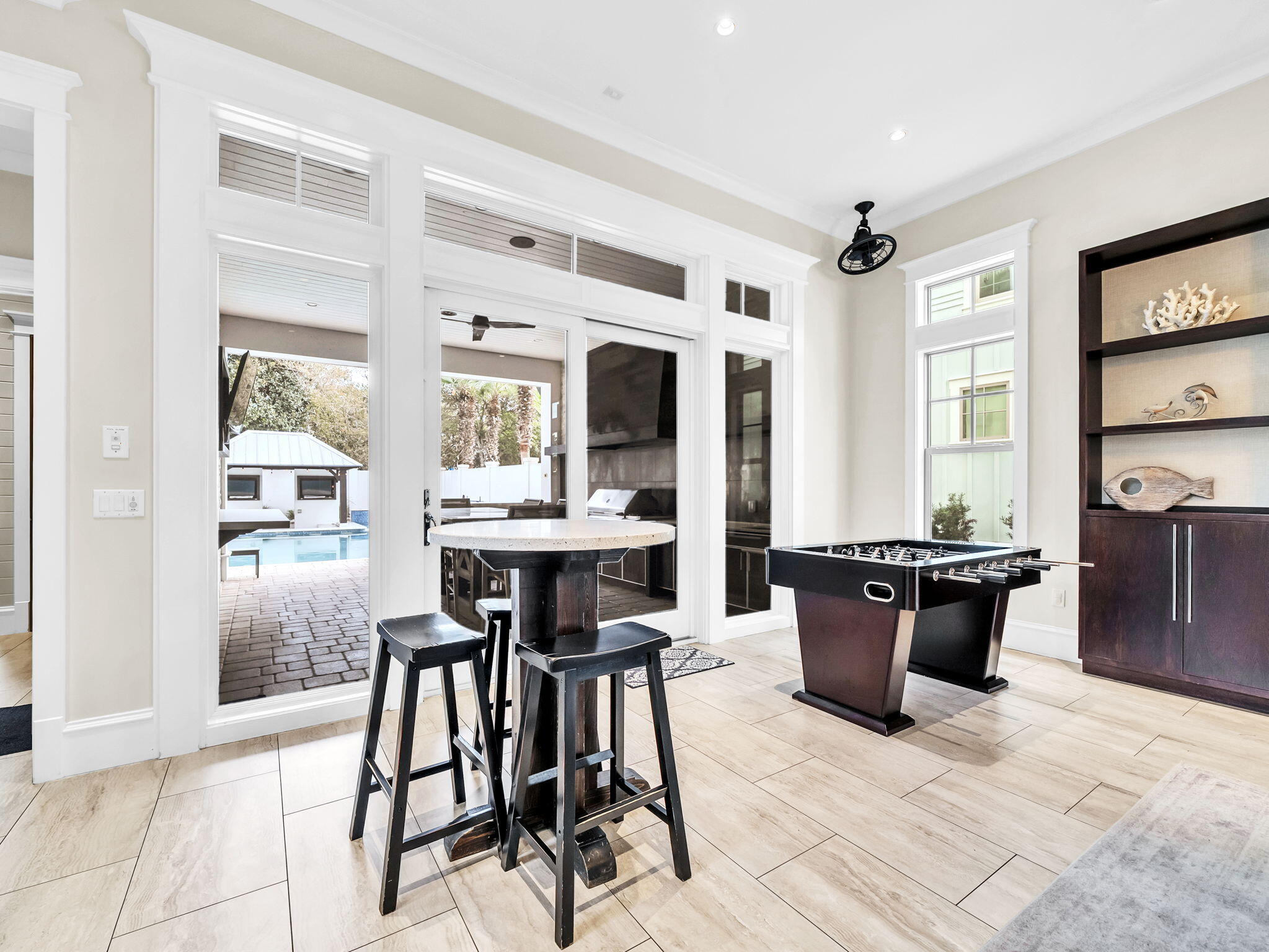 CRYSTAL BEACH - Residential
