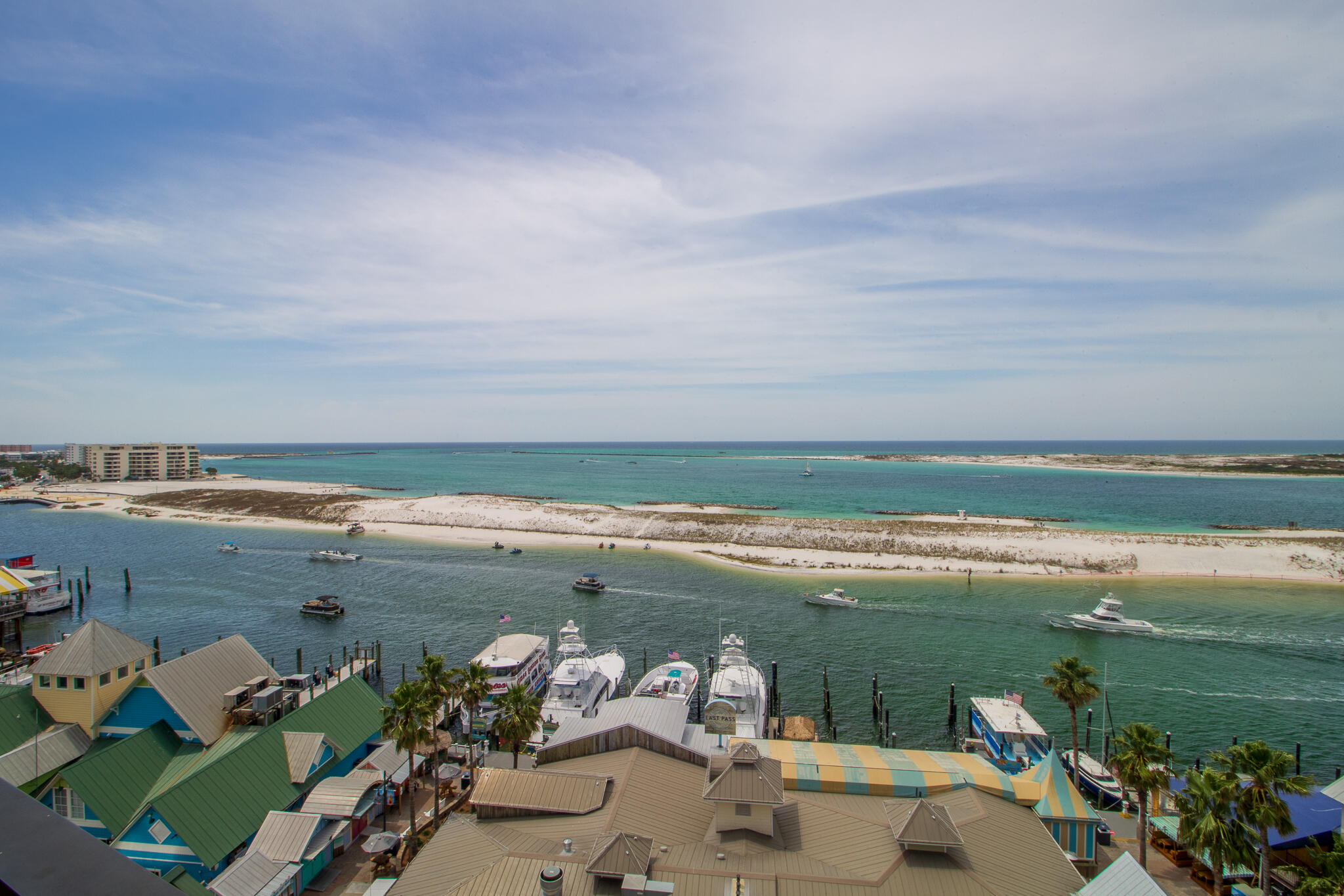 EMERALD GRANDE - Residential