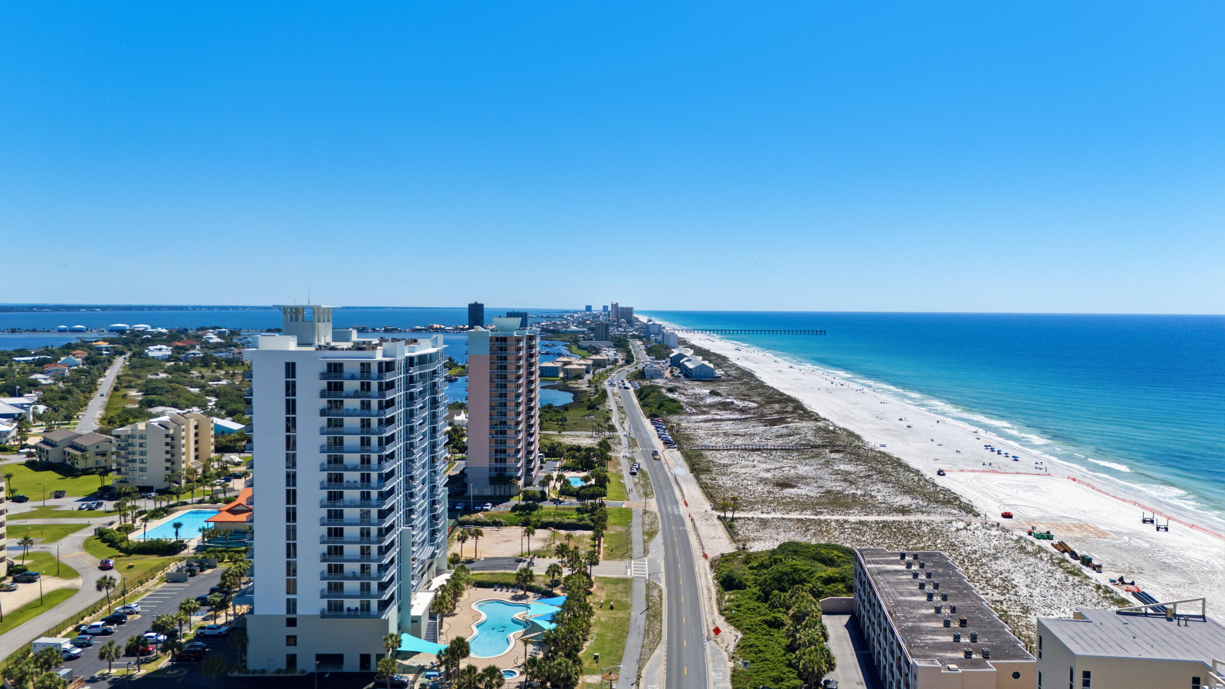 EMERALD DOLPHIN - Residential