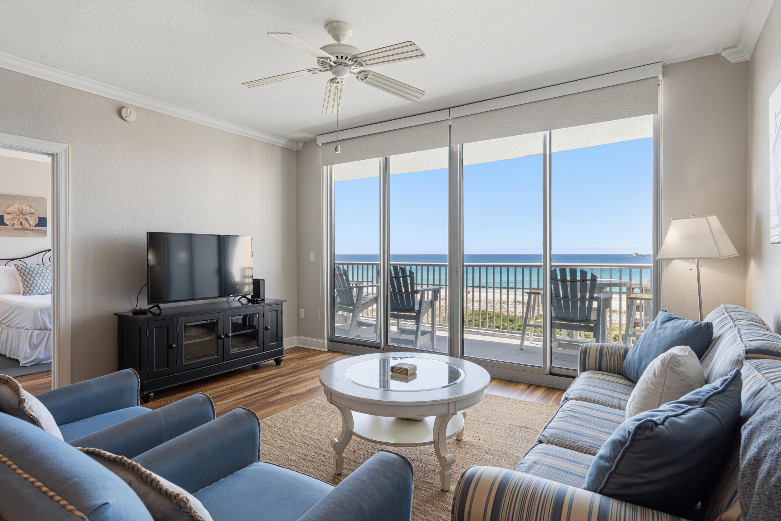 EMERALD DOLPHIN - Residential