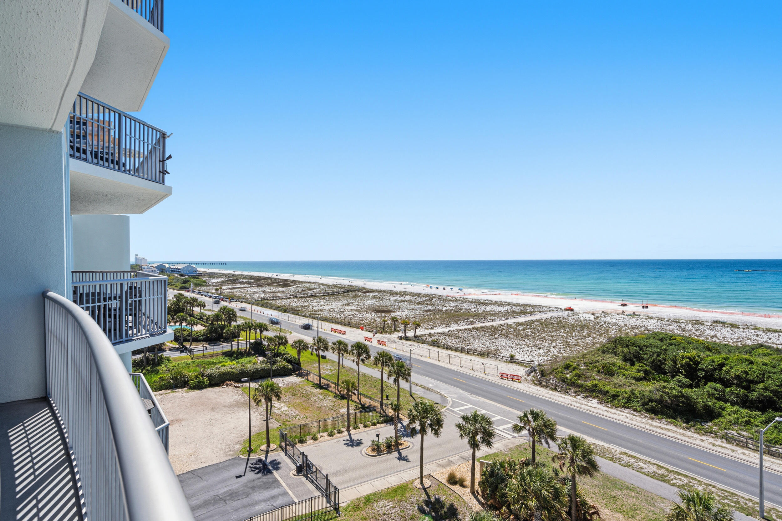 EMERALD DOLPHIN - Residential