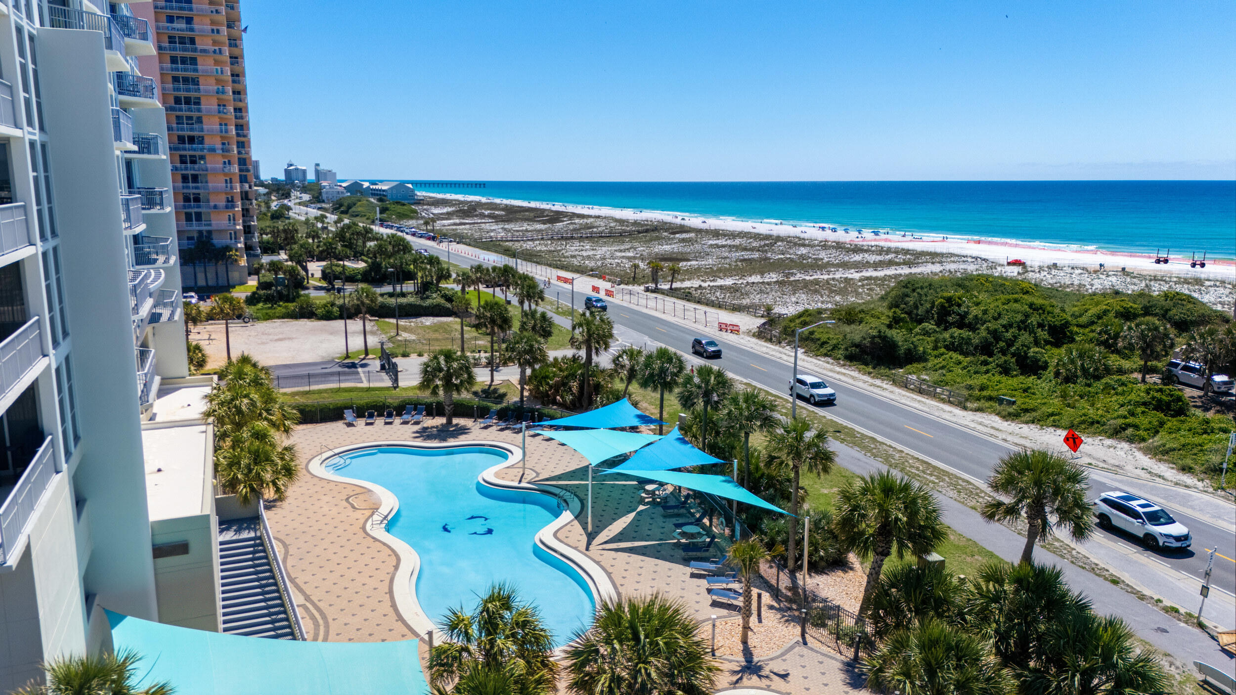 EMERALD DOLPHIN - Residential