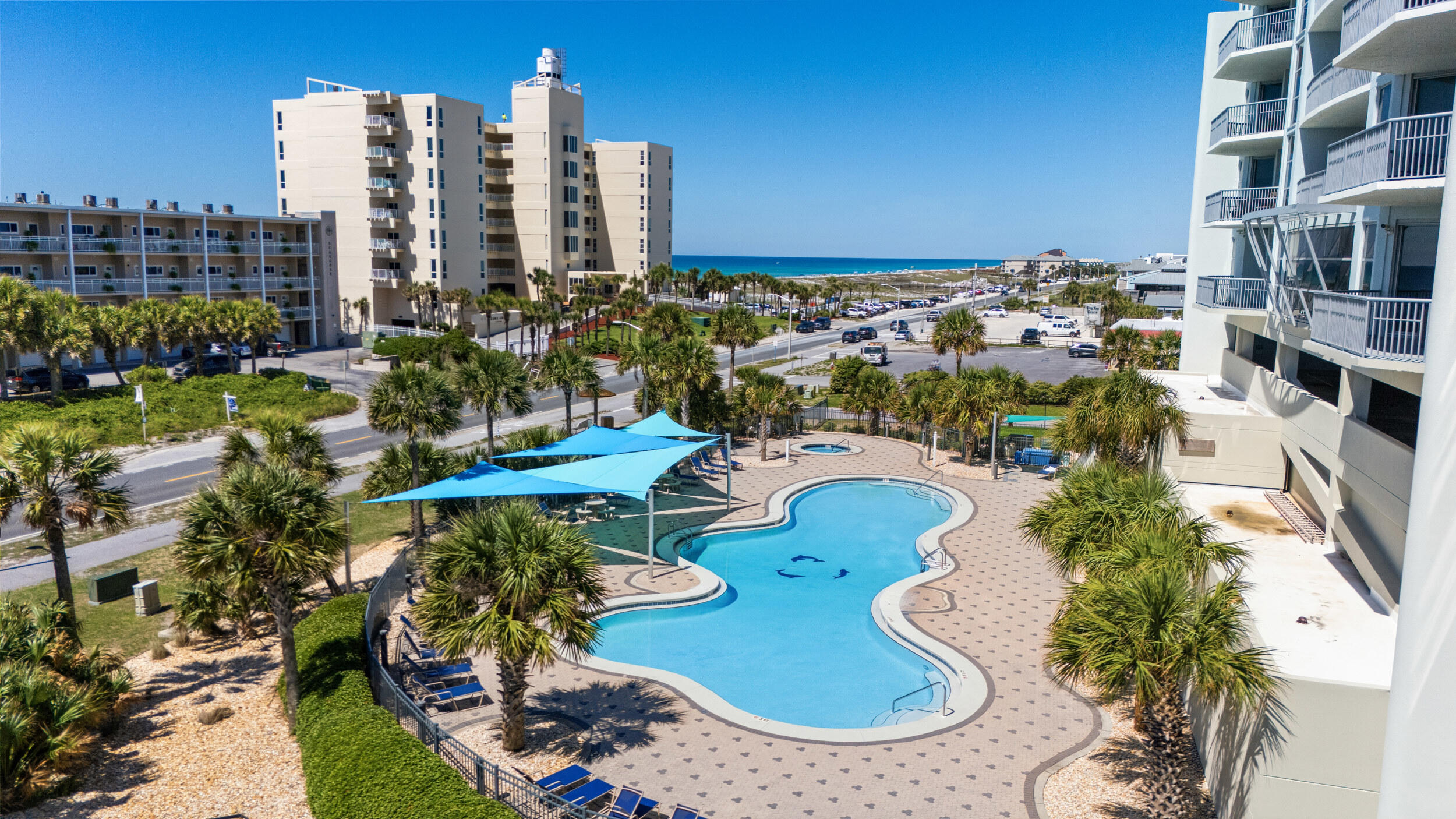 EMERALD DOLPHIN - Residential