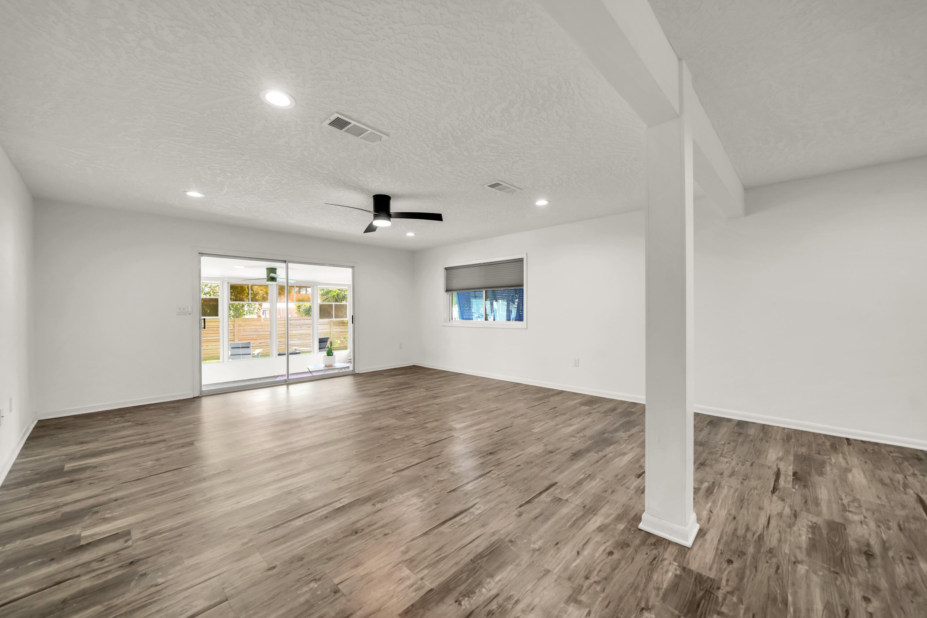 VESTA HTS 4TH ADD - Residential
